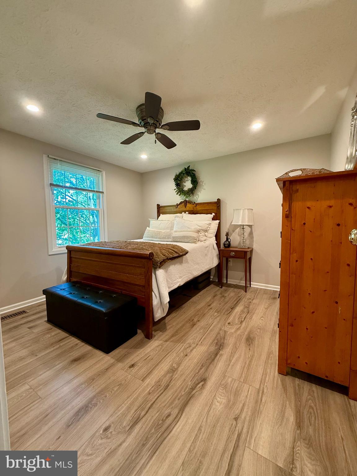 2222 STIRRUP IRON LN