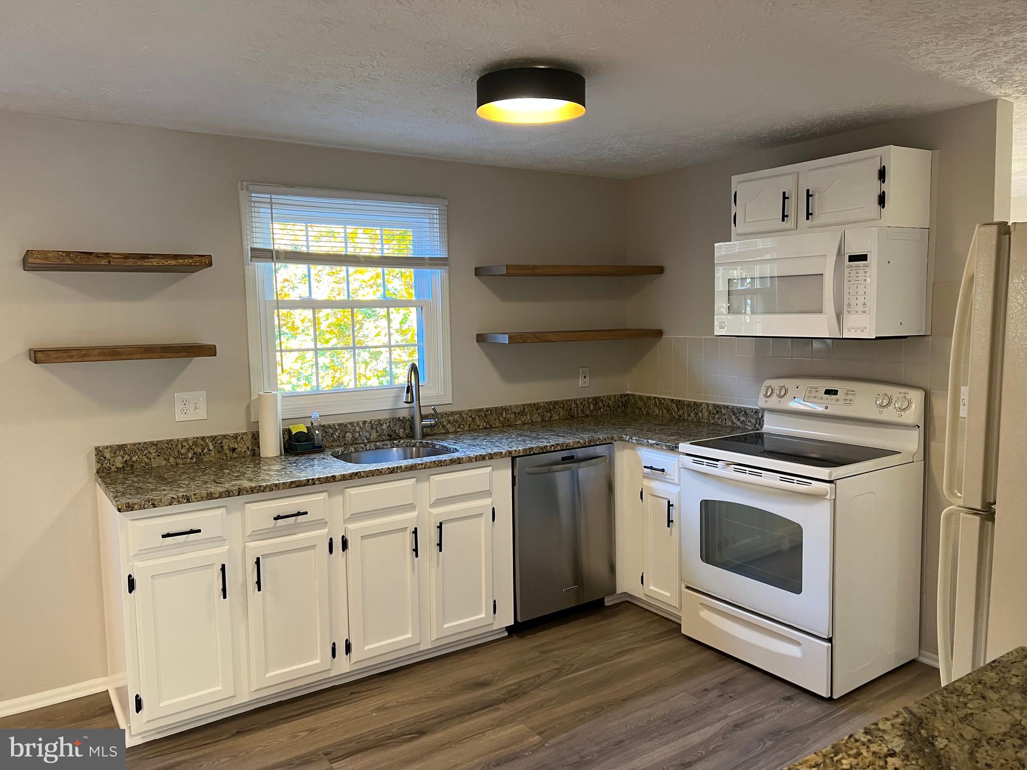 2222 STIRRUP IRON LN