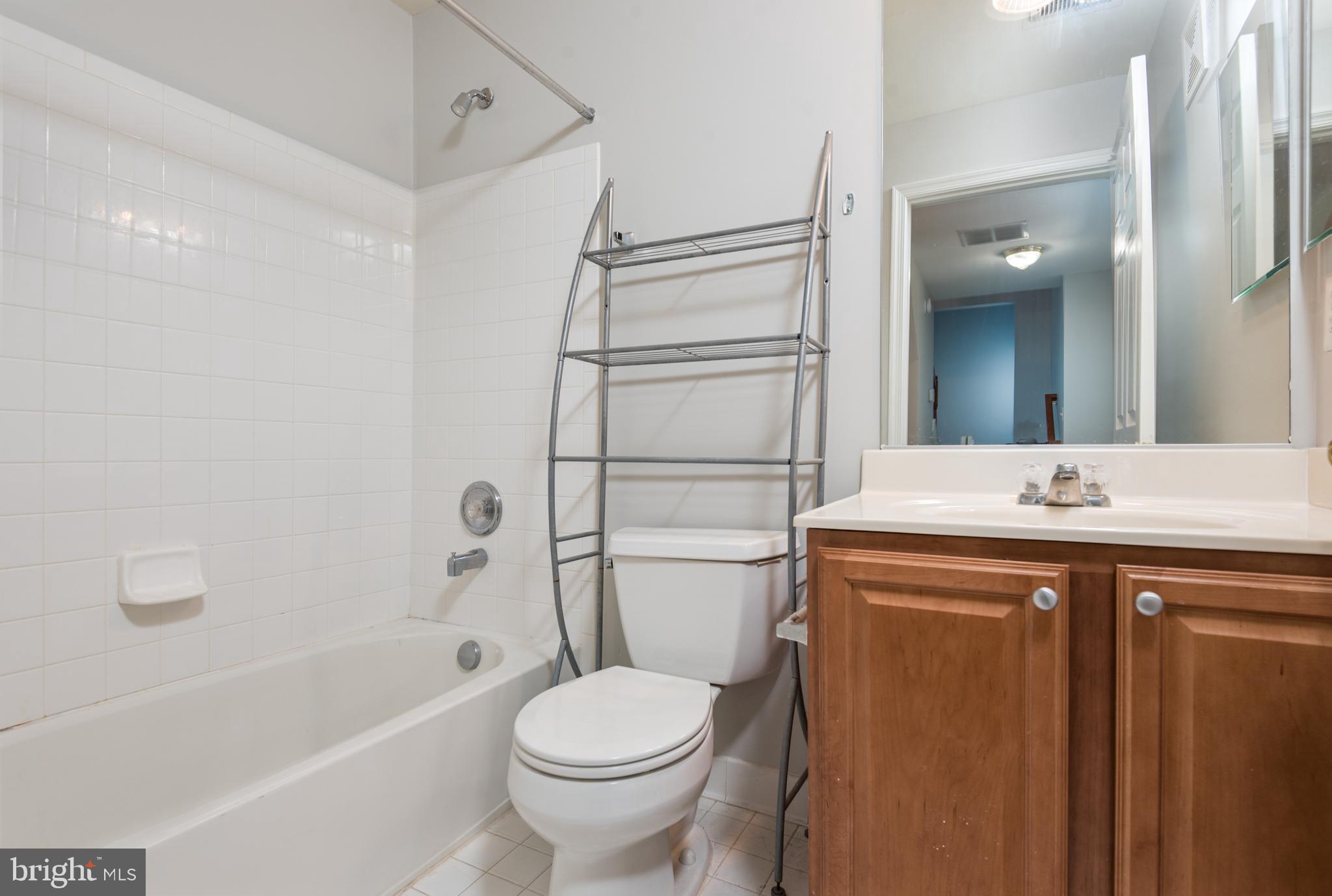 8984 HARROVER PL #84B