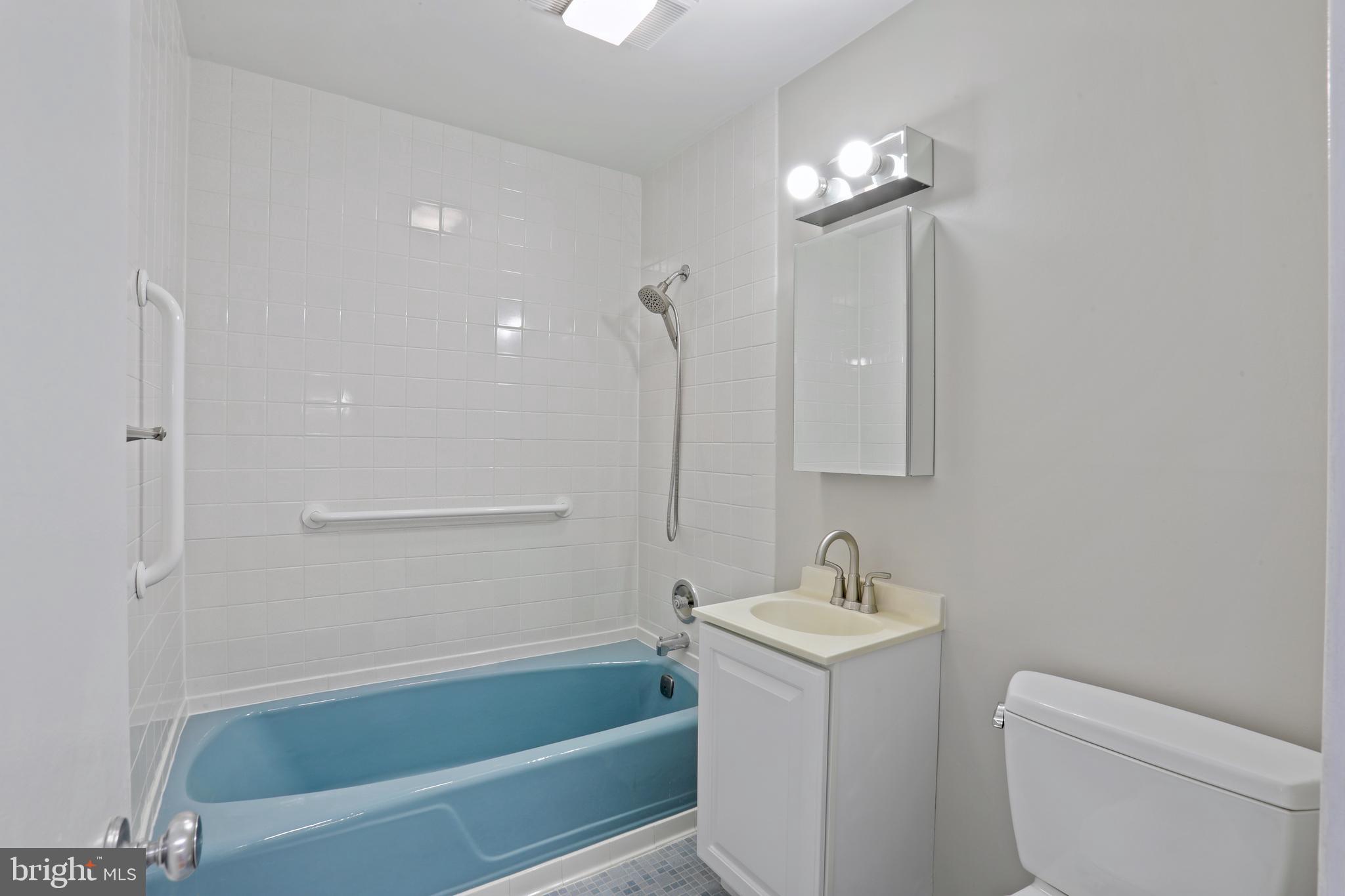 1644 WAINWRIGHT DRIVE