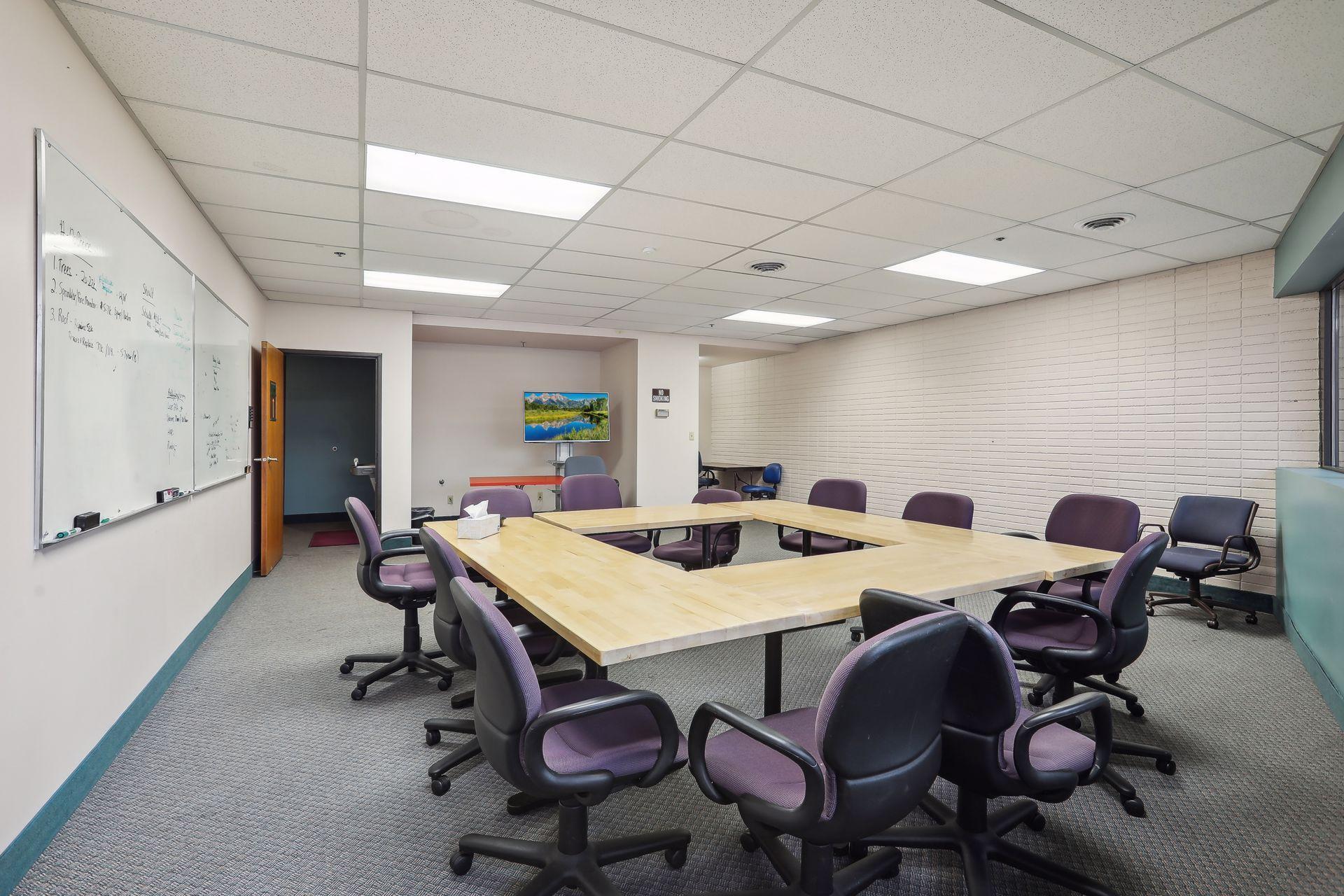 2525 Nevada Avenue N Unit: 307