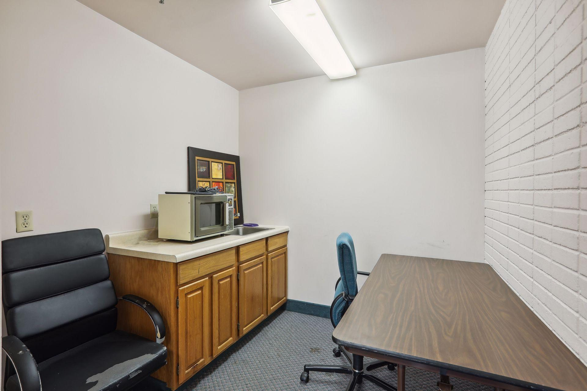 2525 Nevada Avenue N Unit: 307