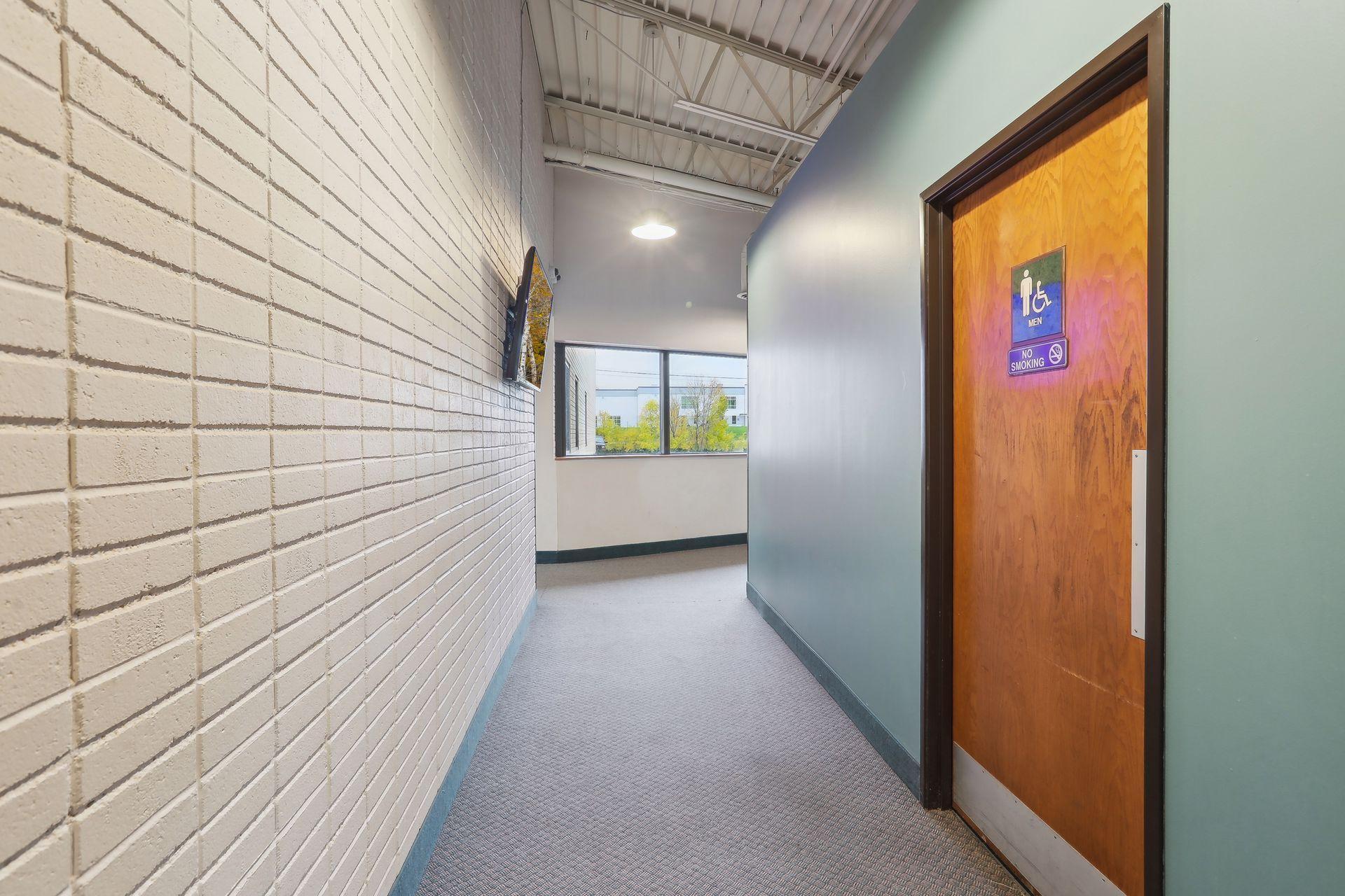 2525 Nevada Avenue N Unit: 307