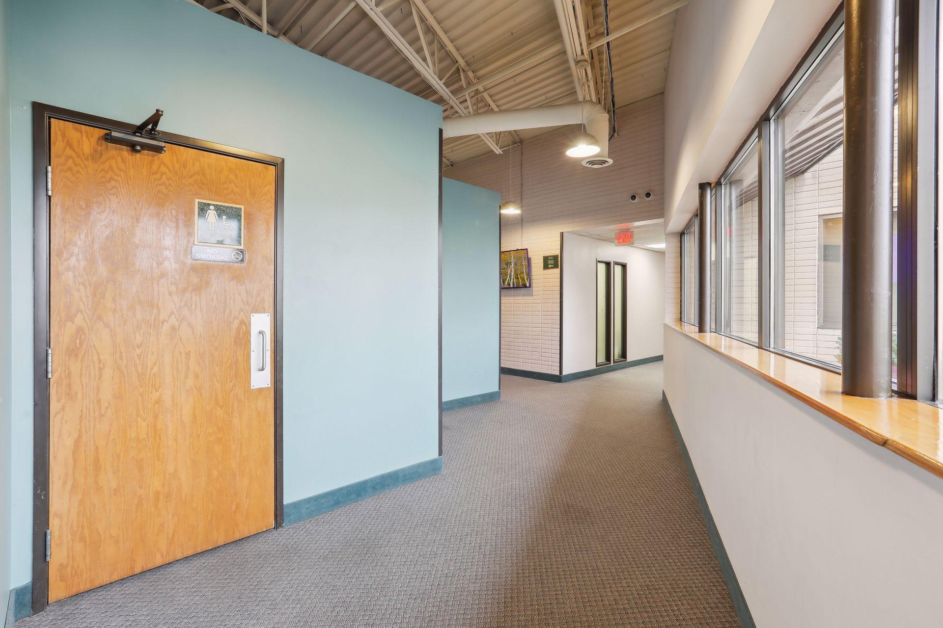 2525 Nevada Avenue N Unit: 307