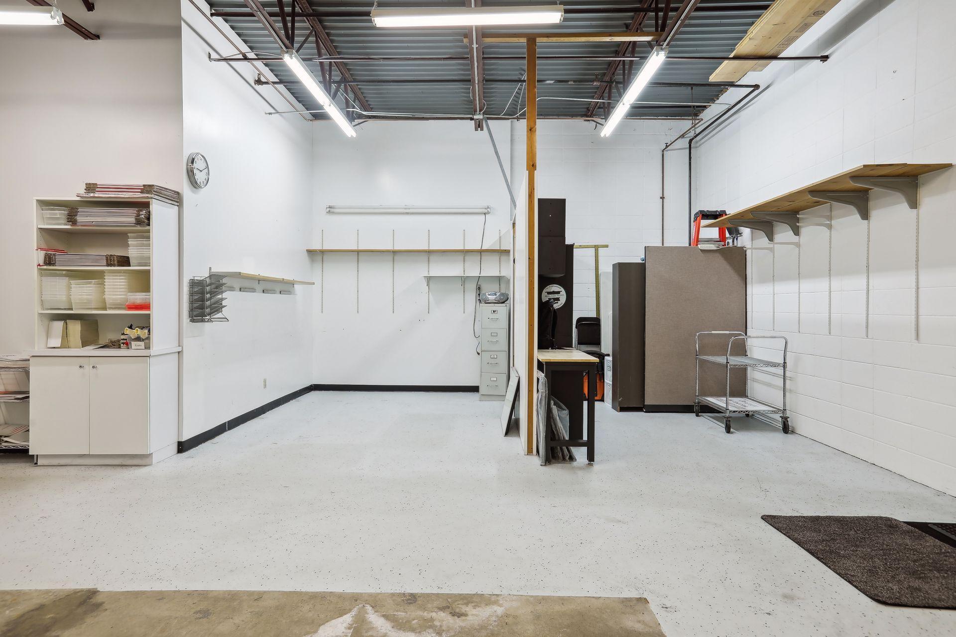 2525 Nevada Avenue N Unit: 307