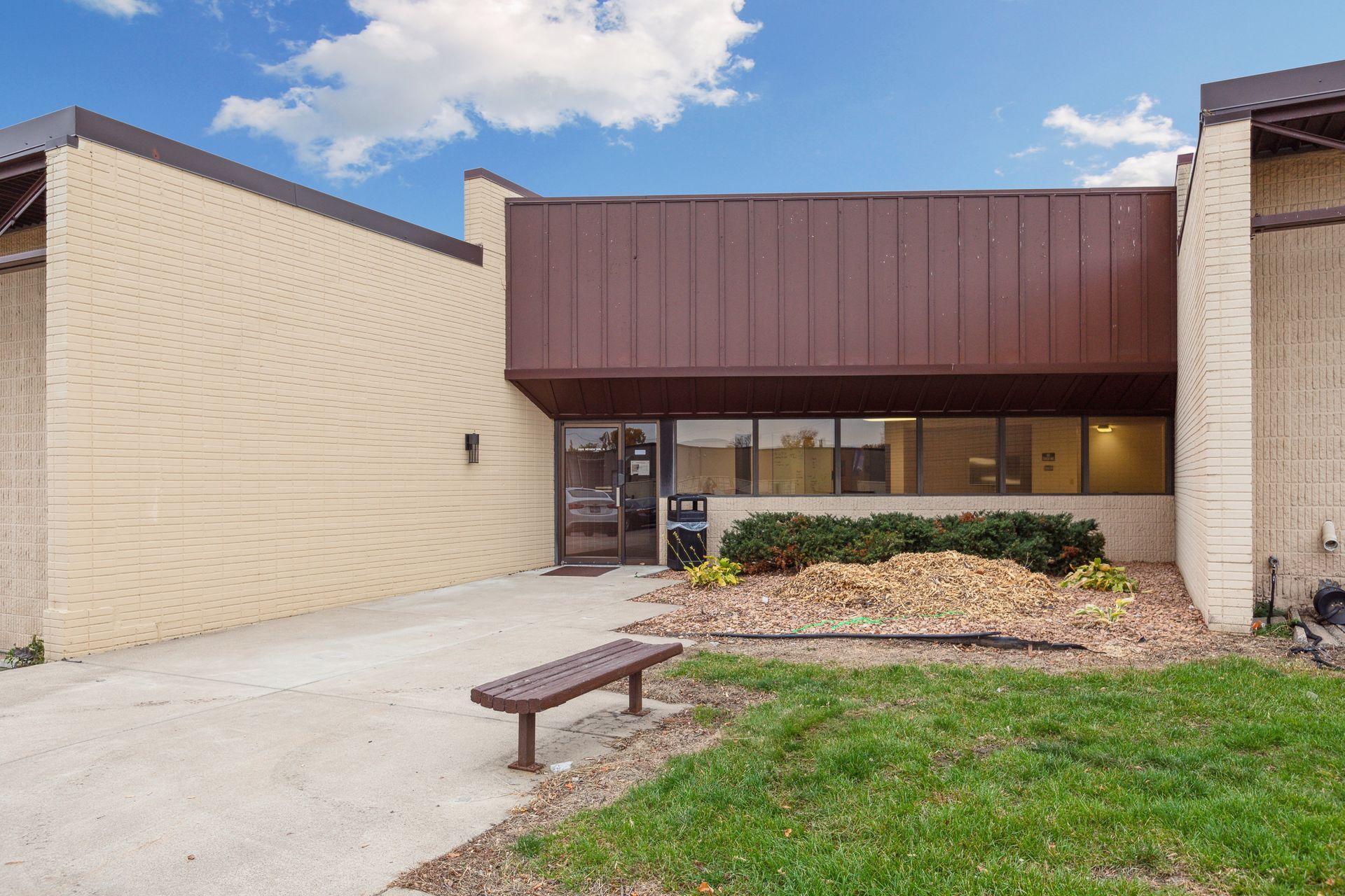 2525 Nevada Avenue N Unit: 307