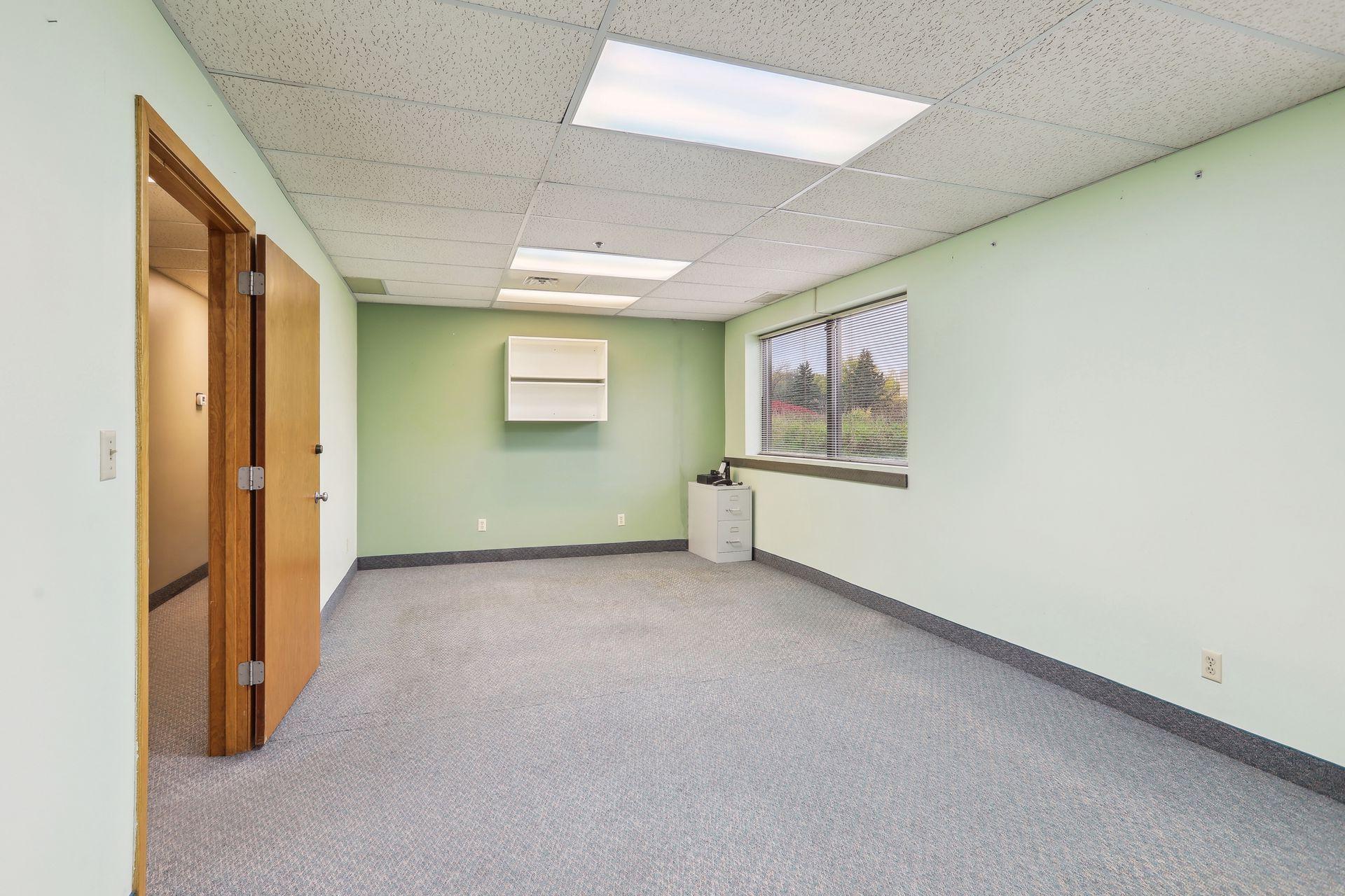 2525 Nevada Avenue N Unit: 307