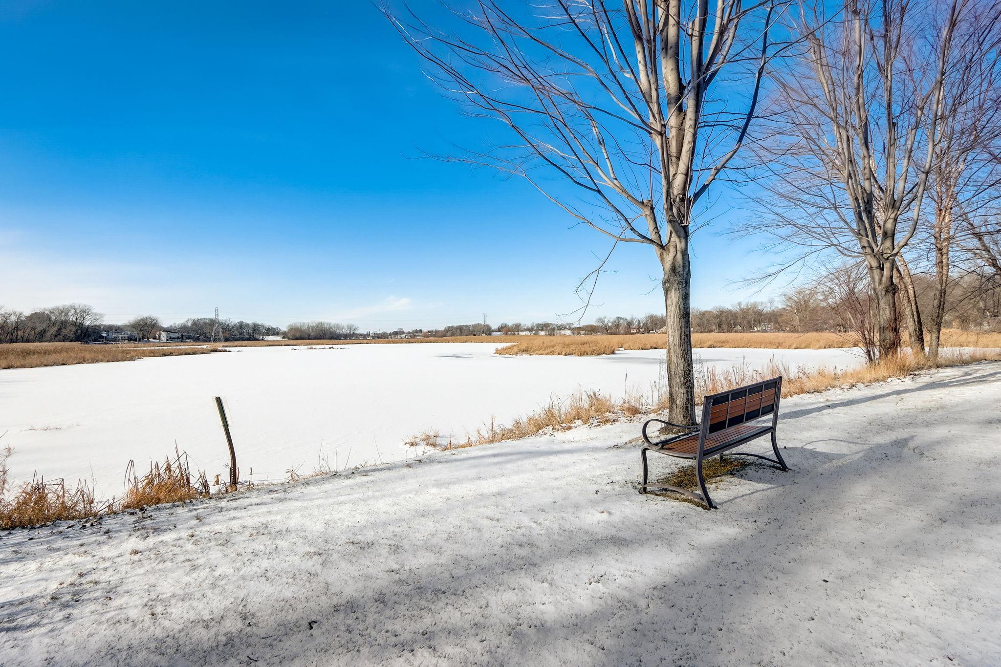 4360 Brookside Court Unit: 210