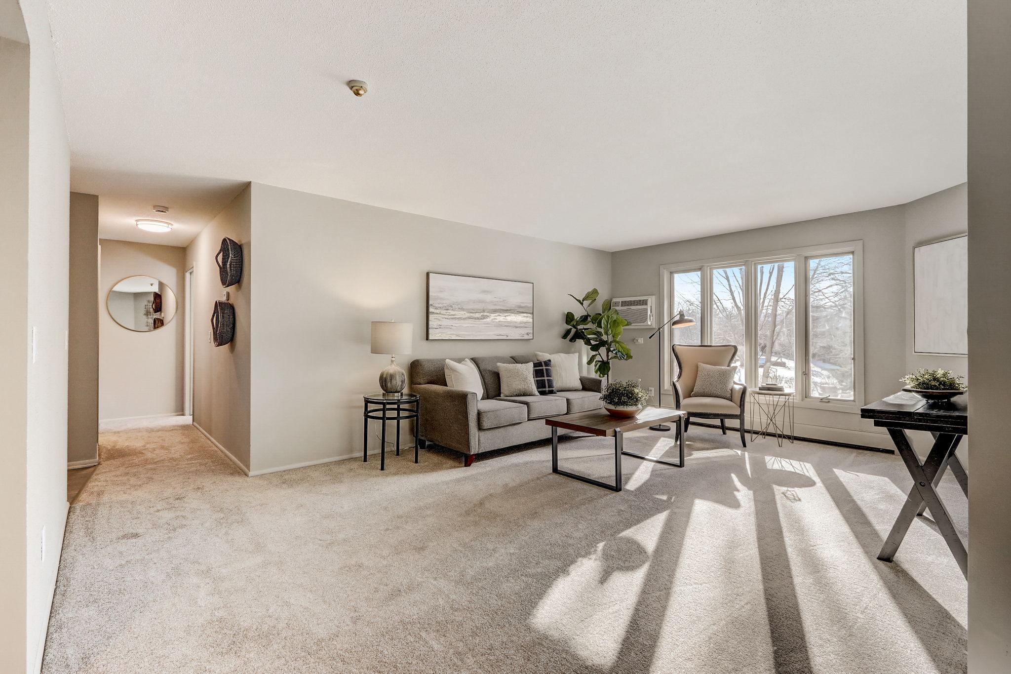 4360 Brookside Court Unit: 210