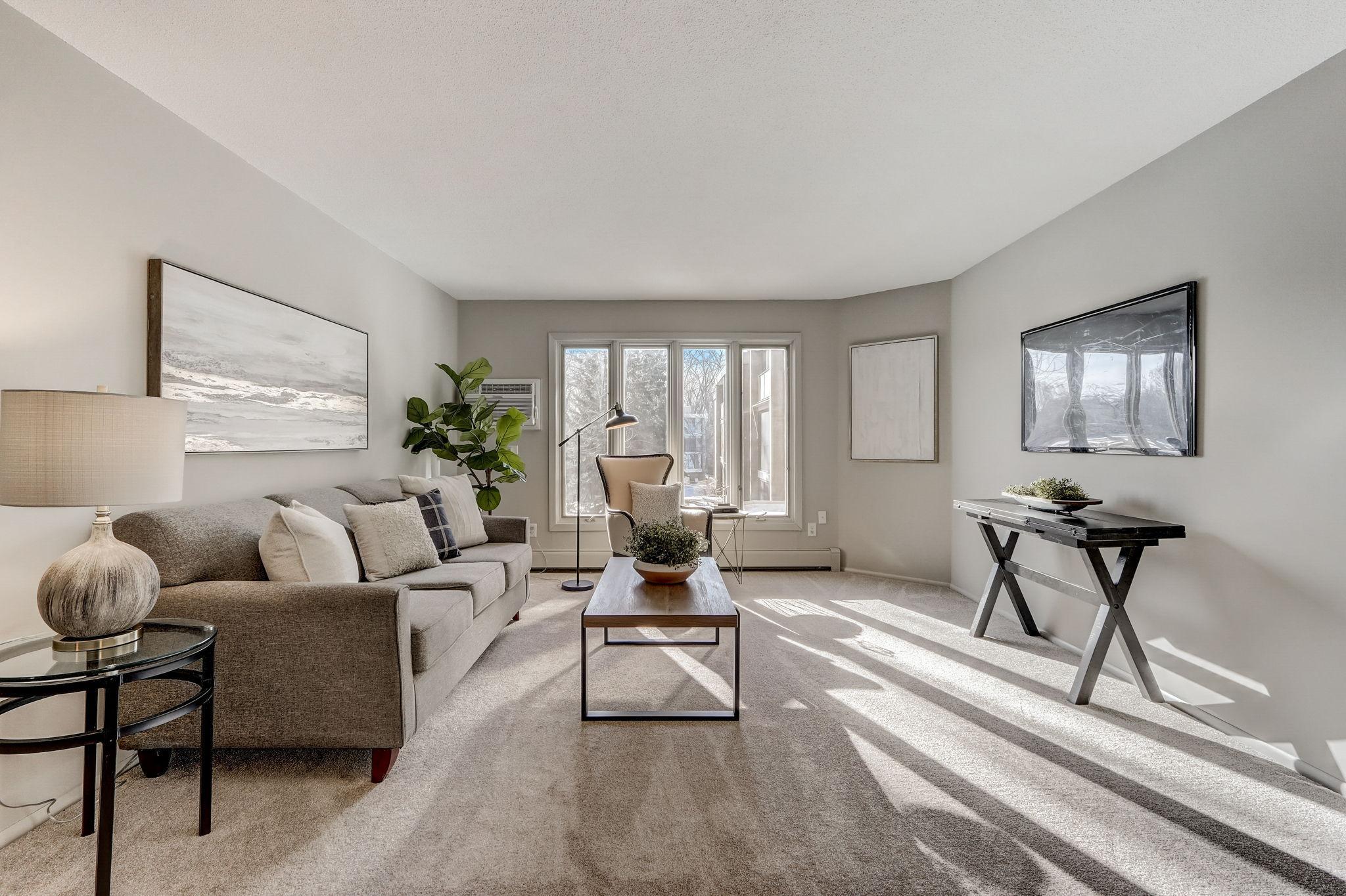 4360 Brookside Court Unit: 210