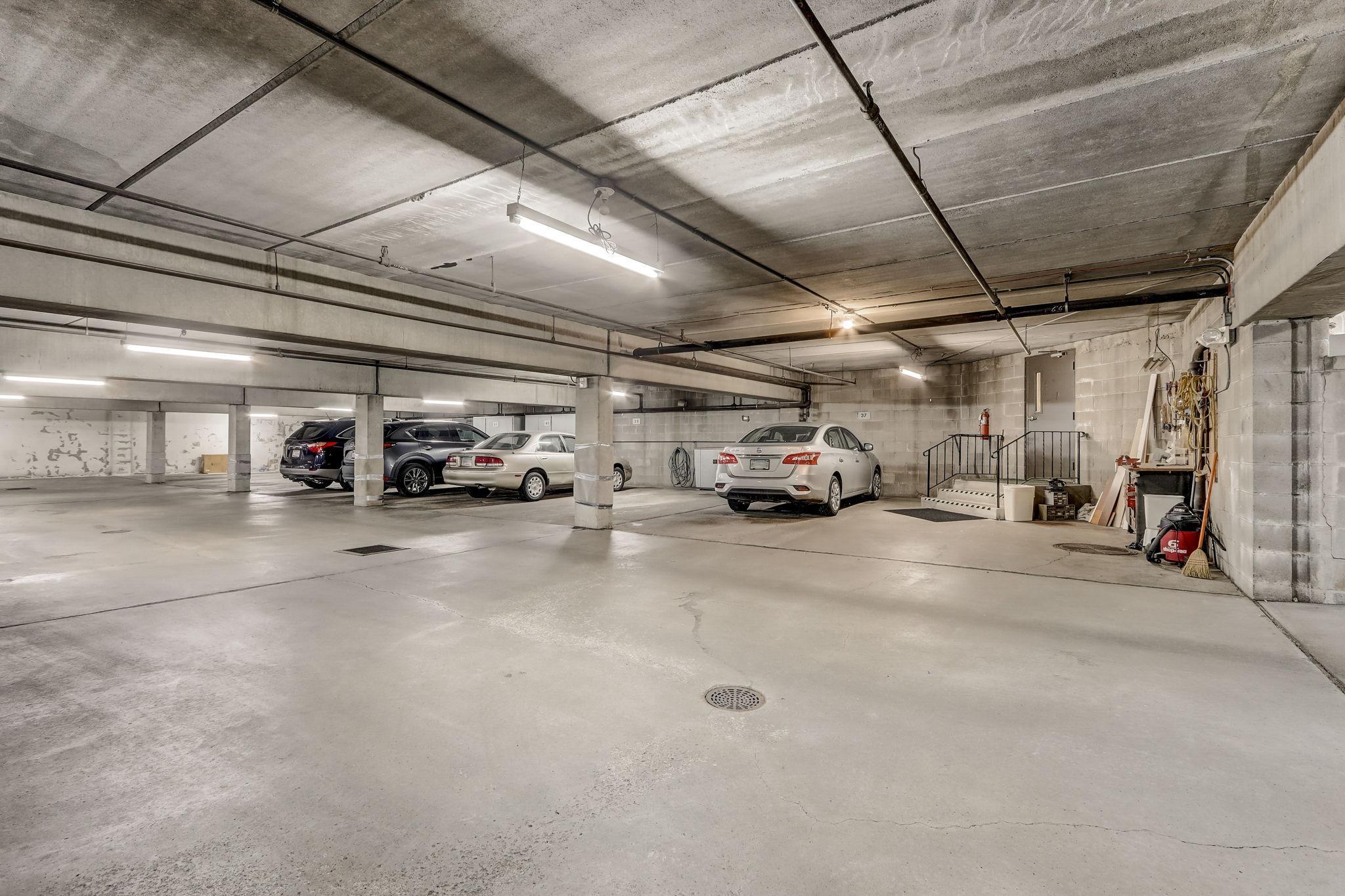 4360 Brookside Court Unit: 210