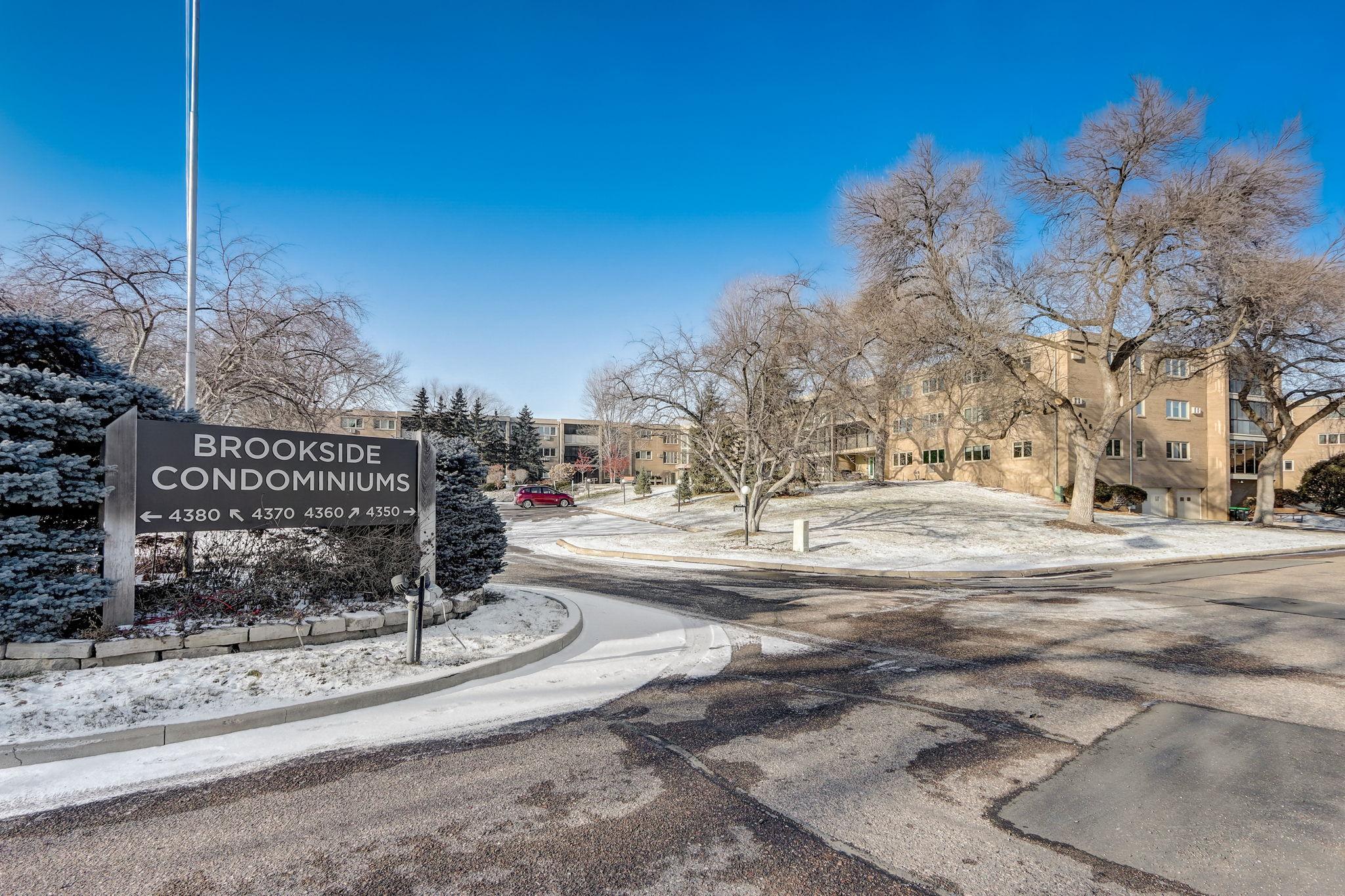 4360 Brookside Court Unit: 210