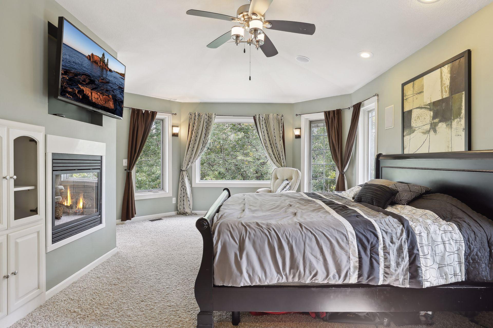 660 Lexington Parkway S