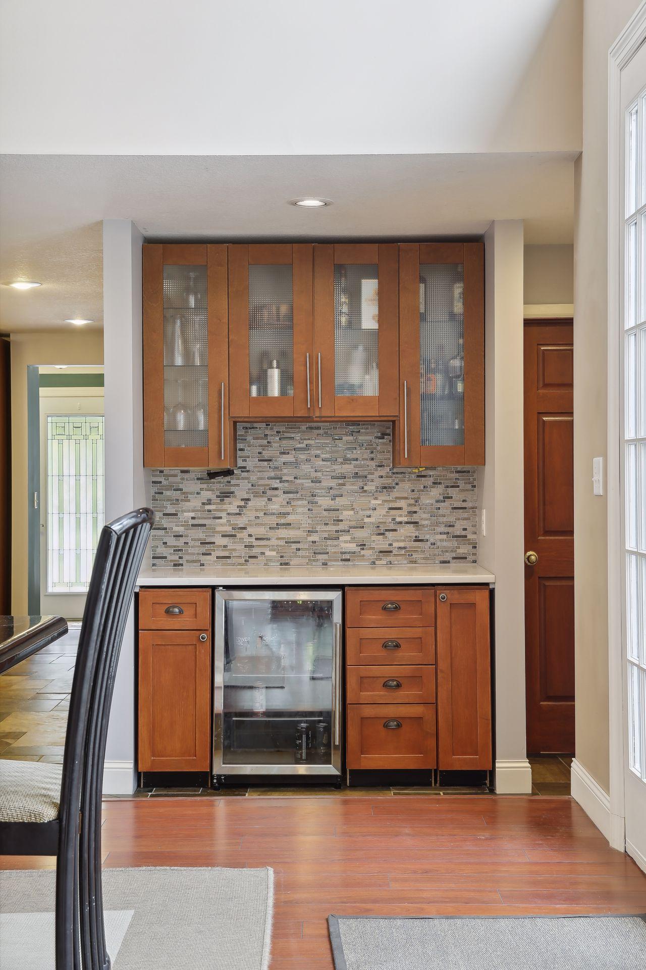 660 Lexington Parkway S