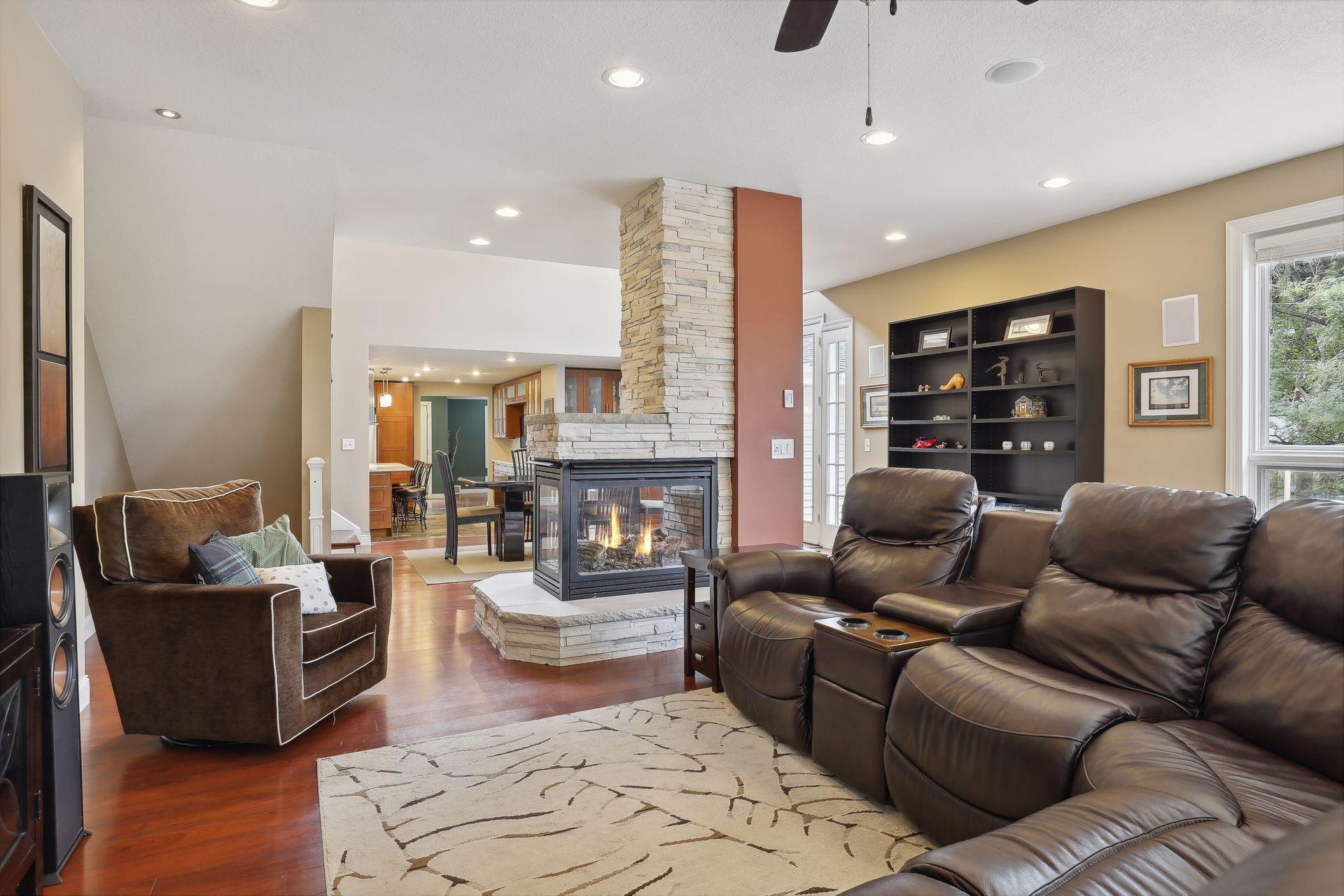 660 Lexington Parkway S