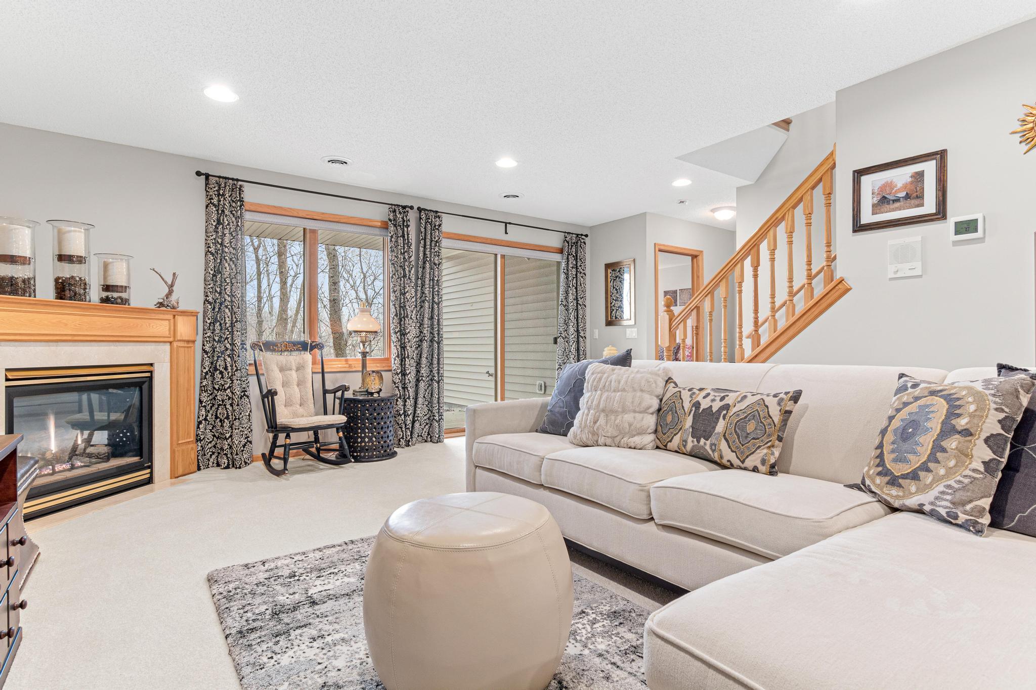 7366 Lake Ridge Drive