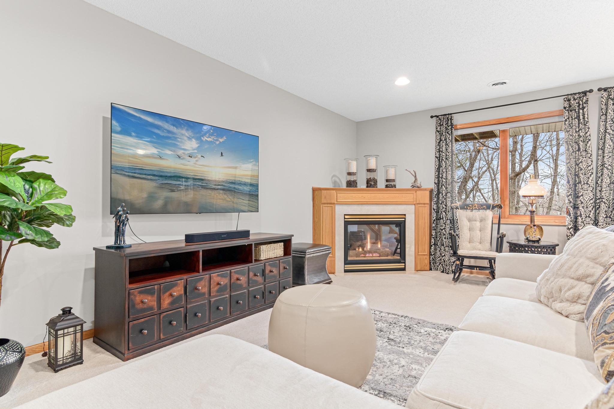 7366 Lake Ridge Drive