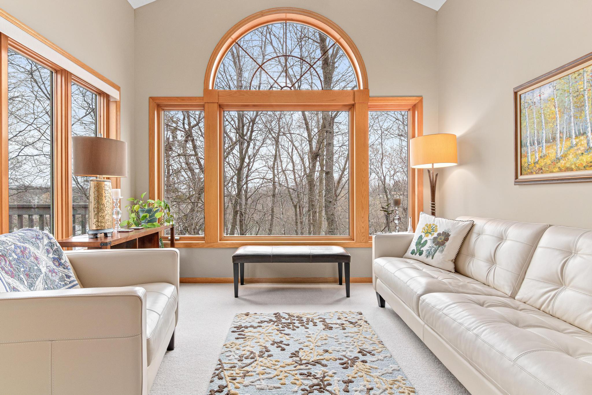 7366 Lake Ridge Drive