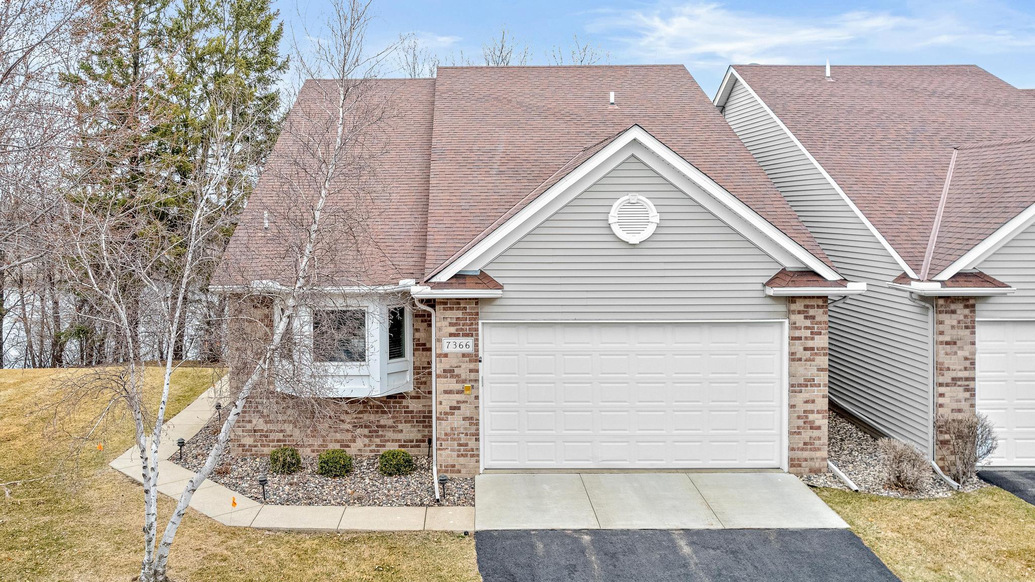 7366 Lake Ridge Drive