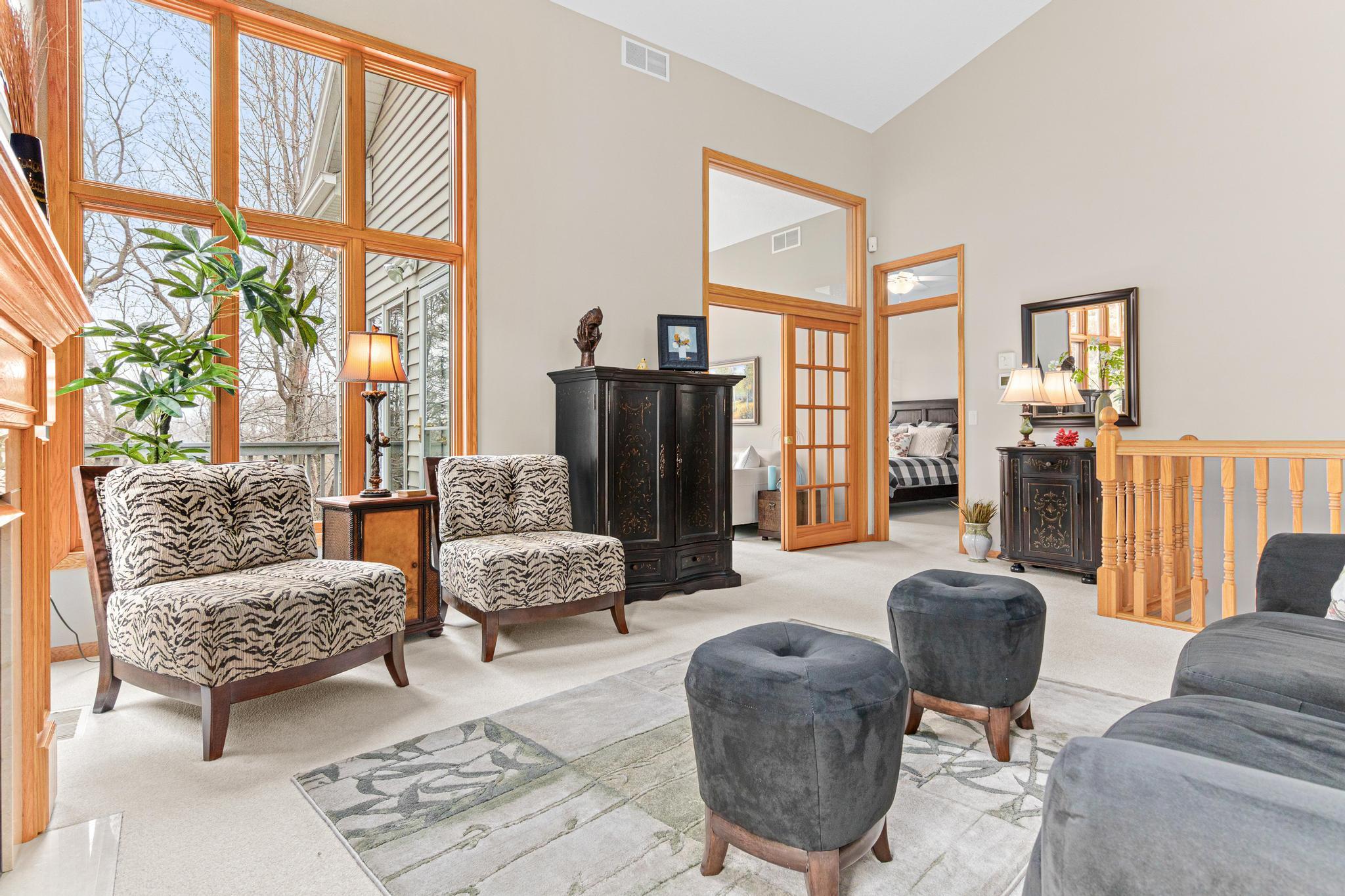 7366 Lake Ridge Drive