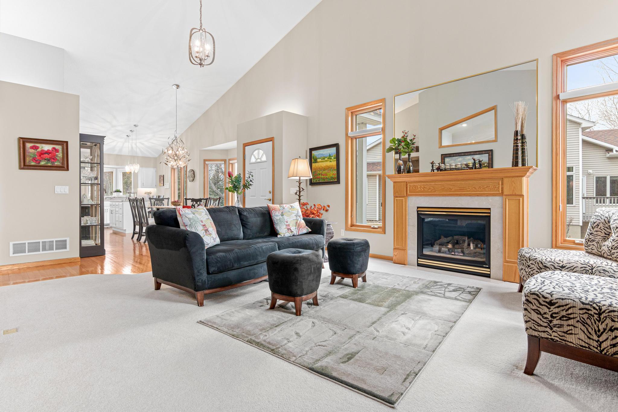 7366 Lake Ridge Drive