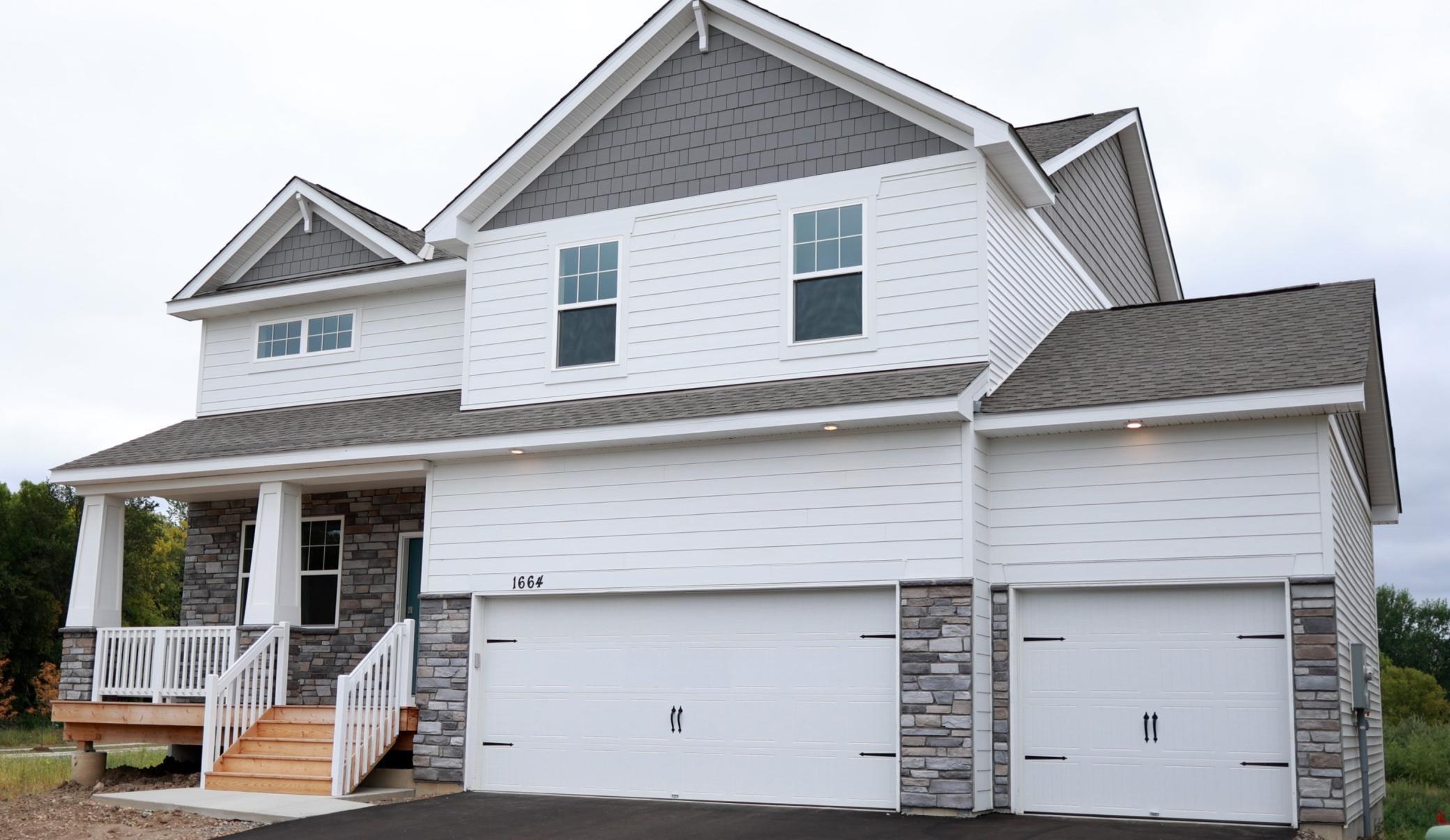 1664 Oak Creek Drive