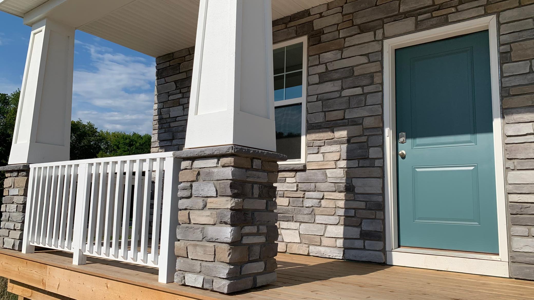 1664 Oak Creek Drive