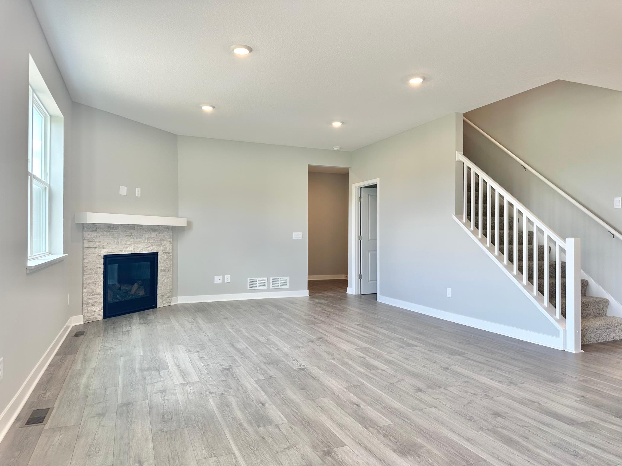 1664 Oak Creek Drive