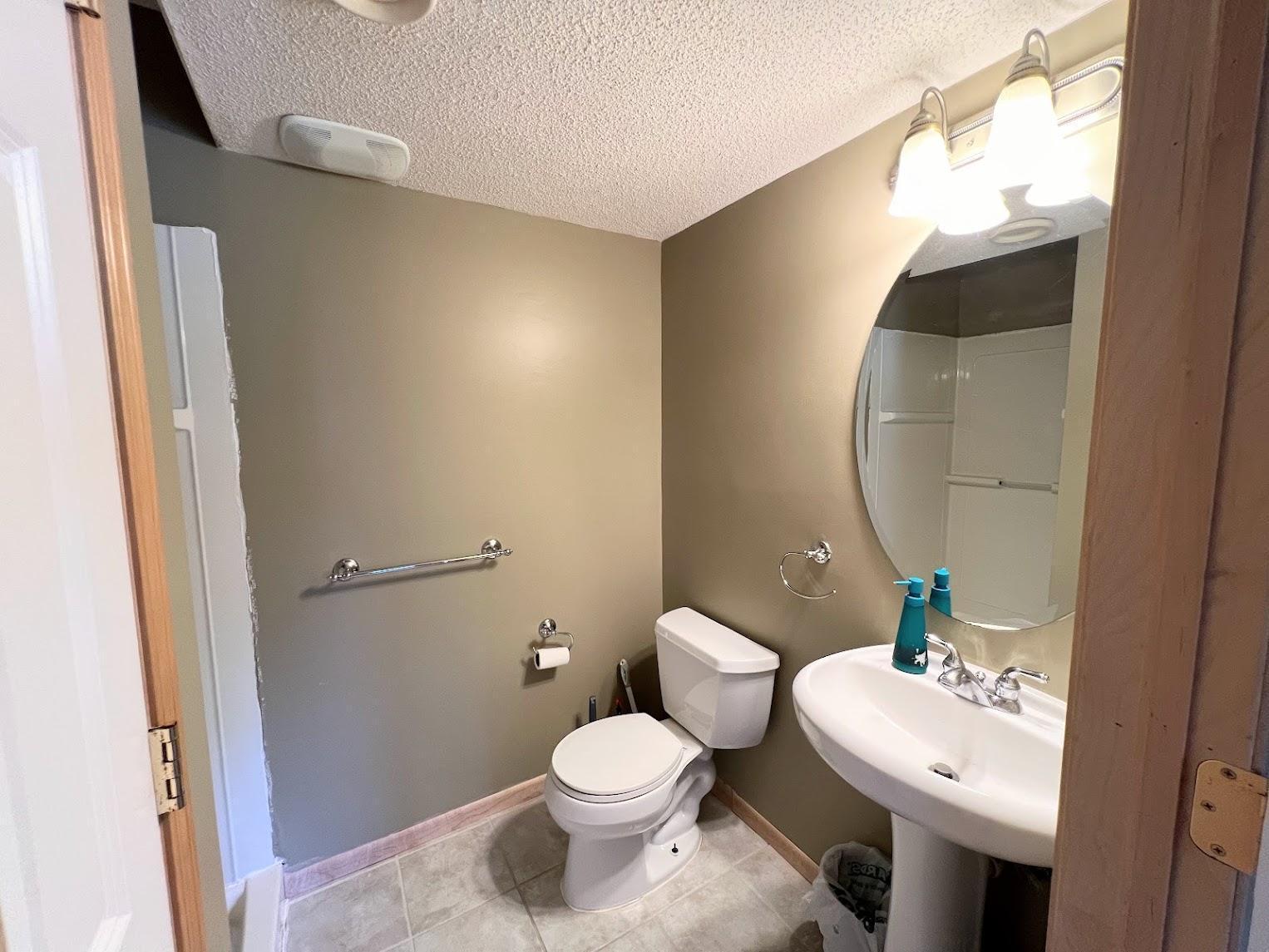 7027 Riverdale Drive NW