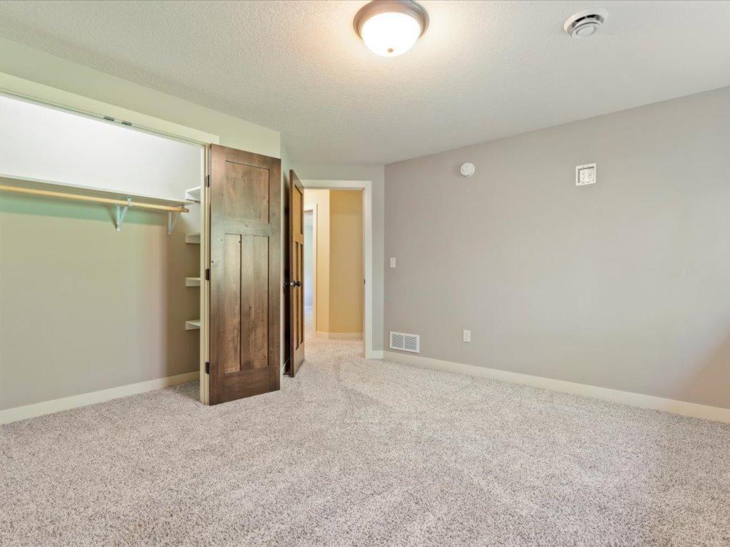 9123 Golden Oak Drive