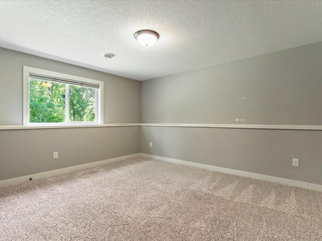 9123 Golden Oak Drive