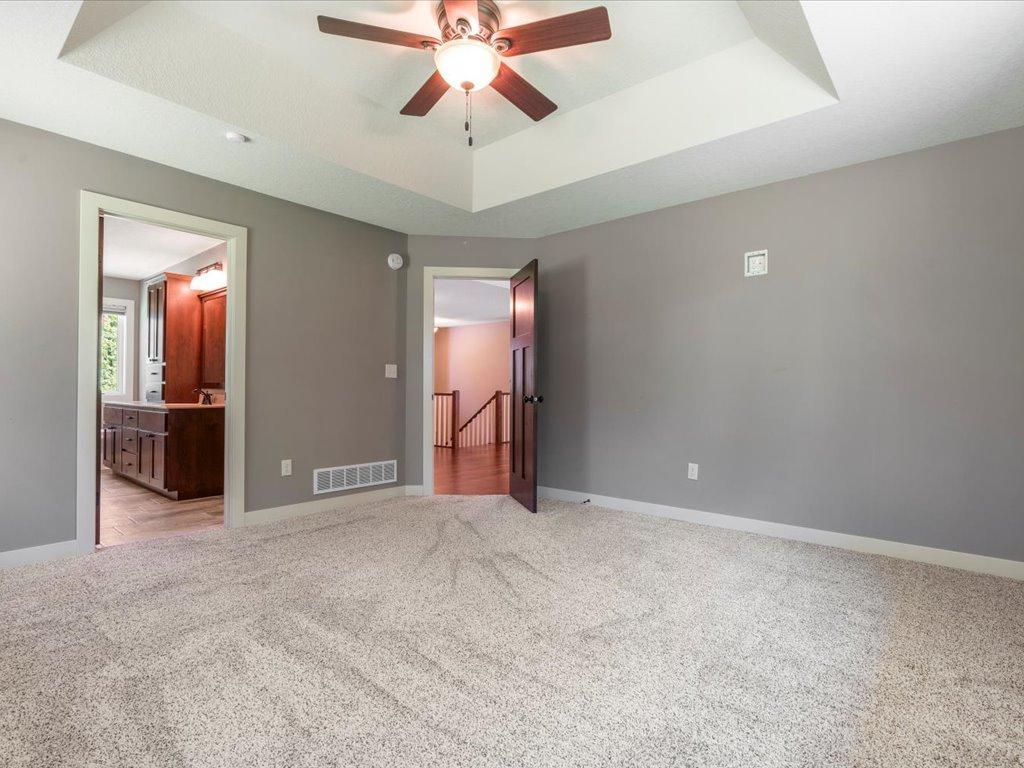 9123 Golden Oak Drive