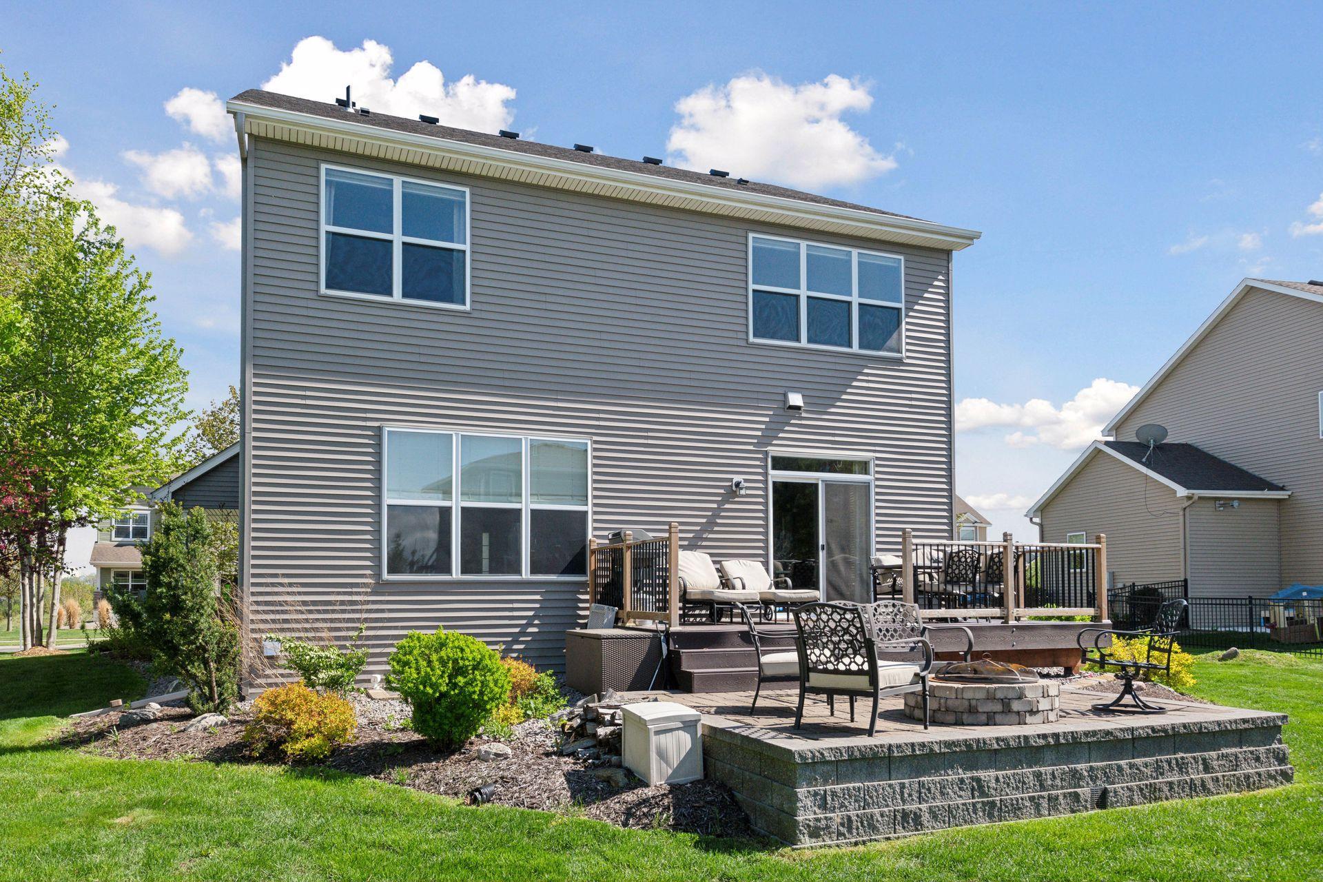 852 Yellowstone Trail