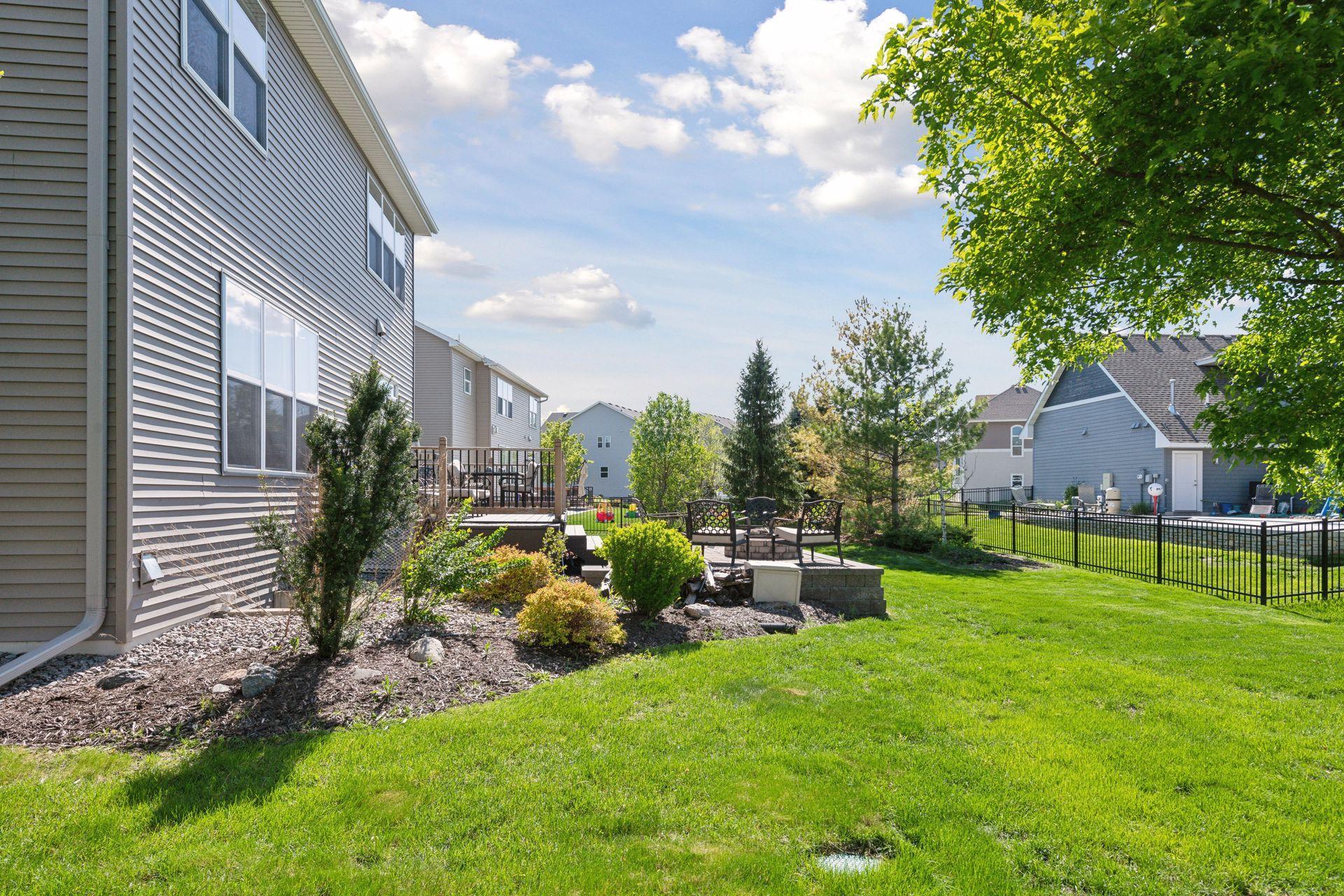 852 Yellowstone Trail