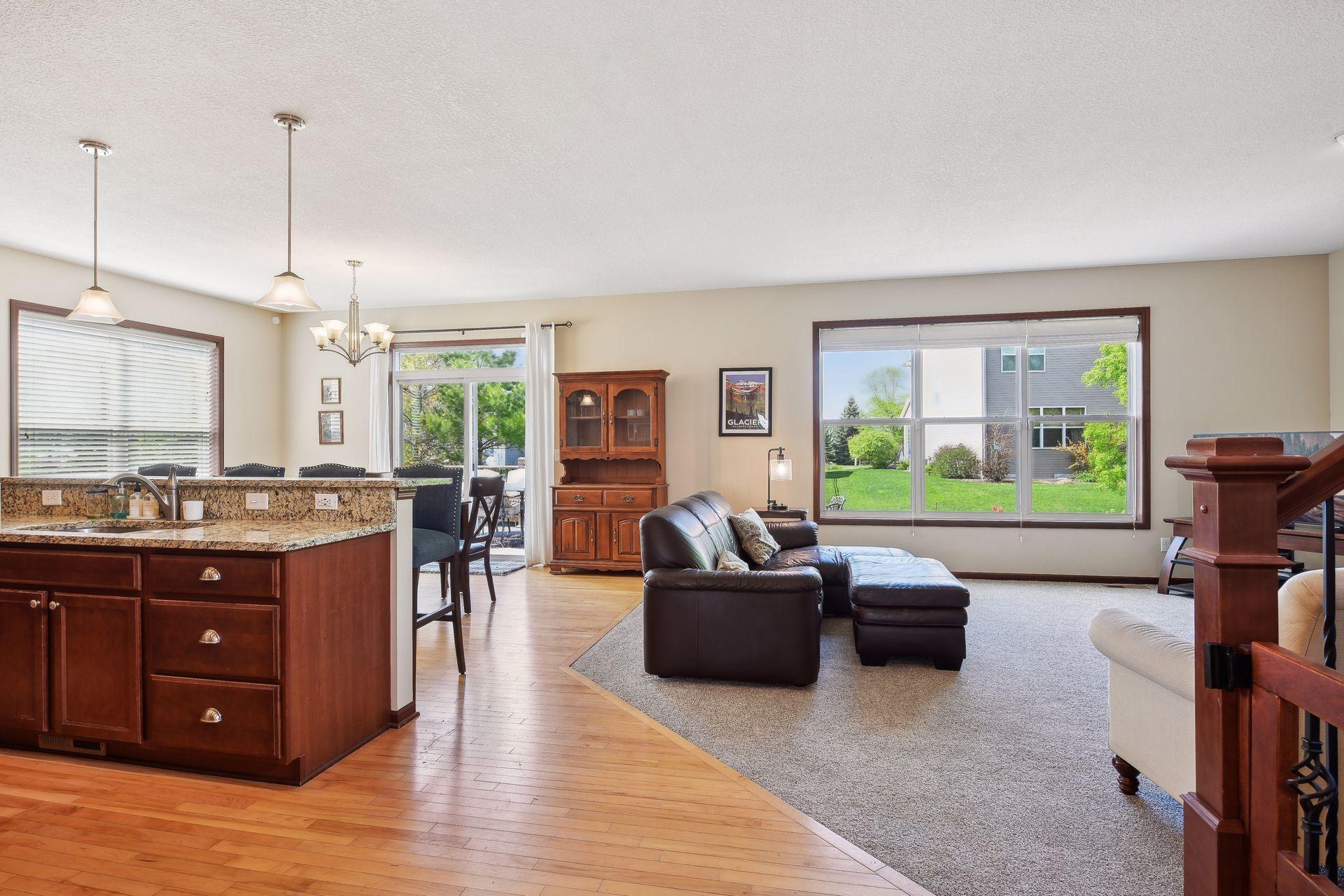 852 Yellowstone Trail