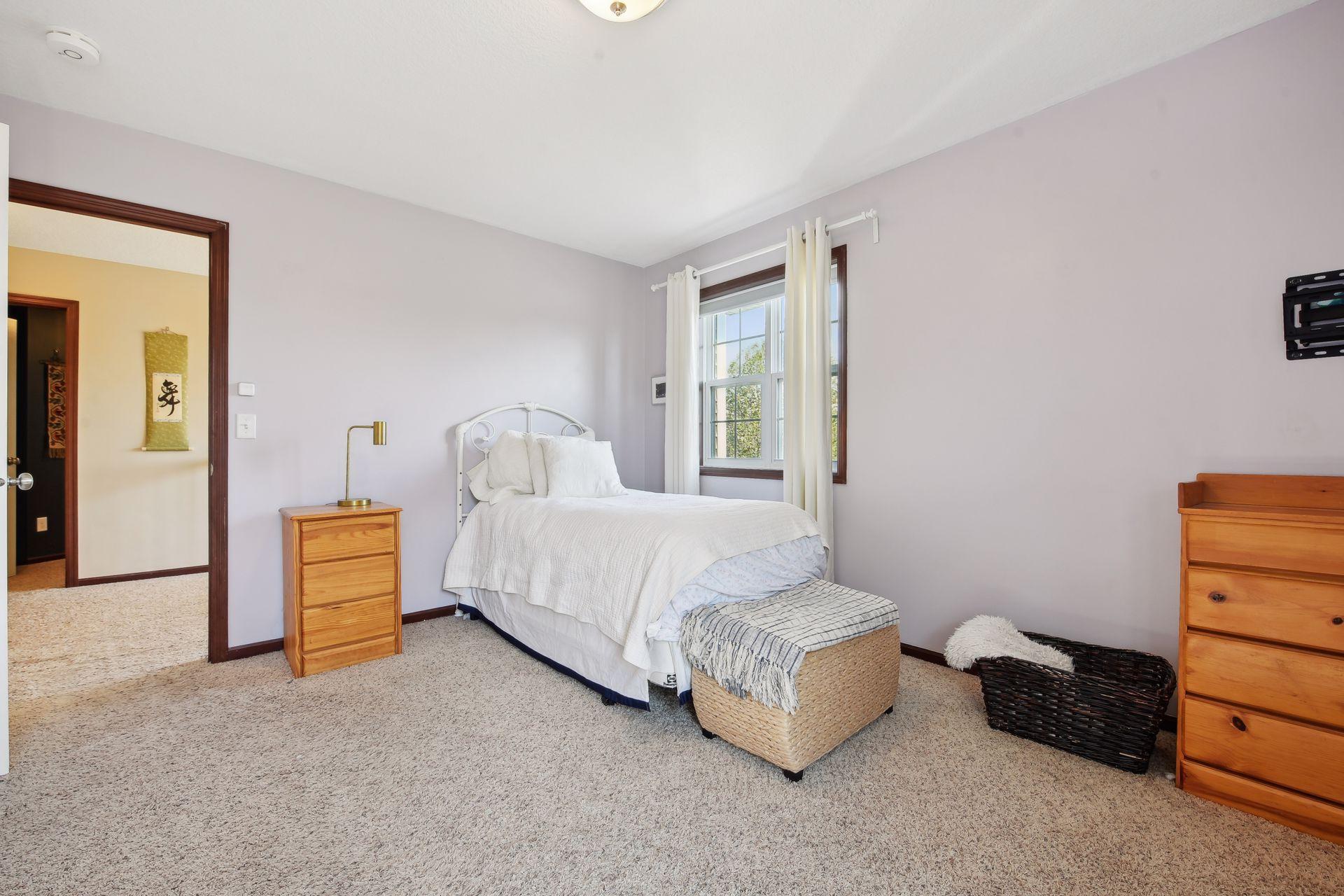 852 Yellowstone Trail