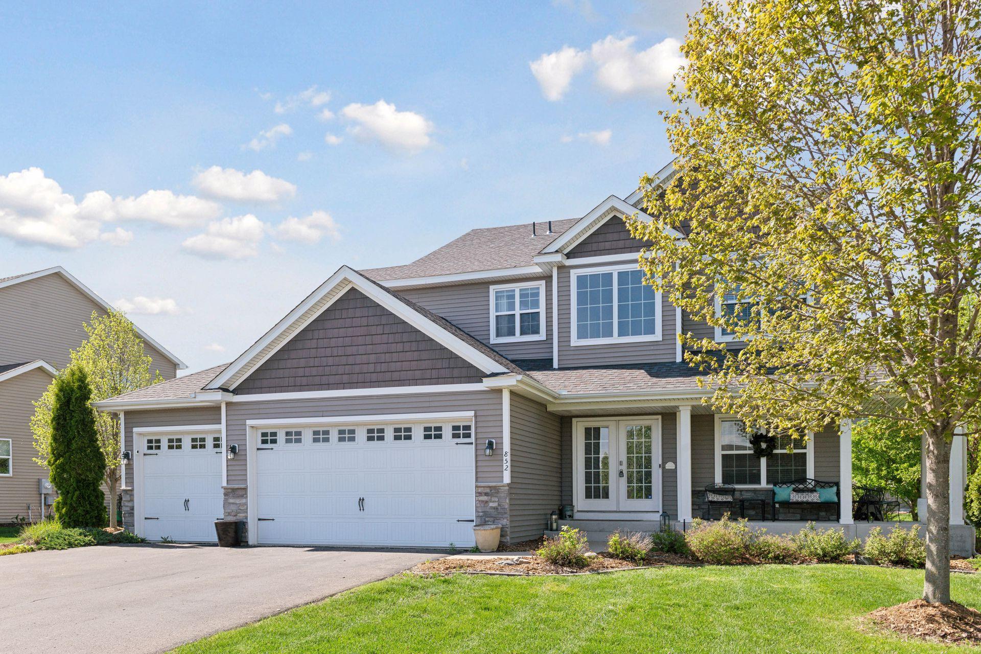 852 Yellowstone Trail