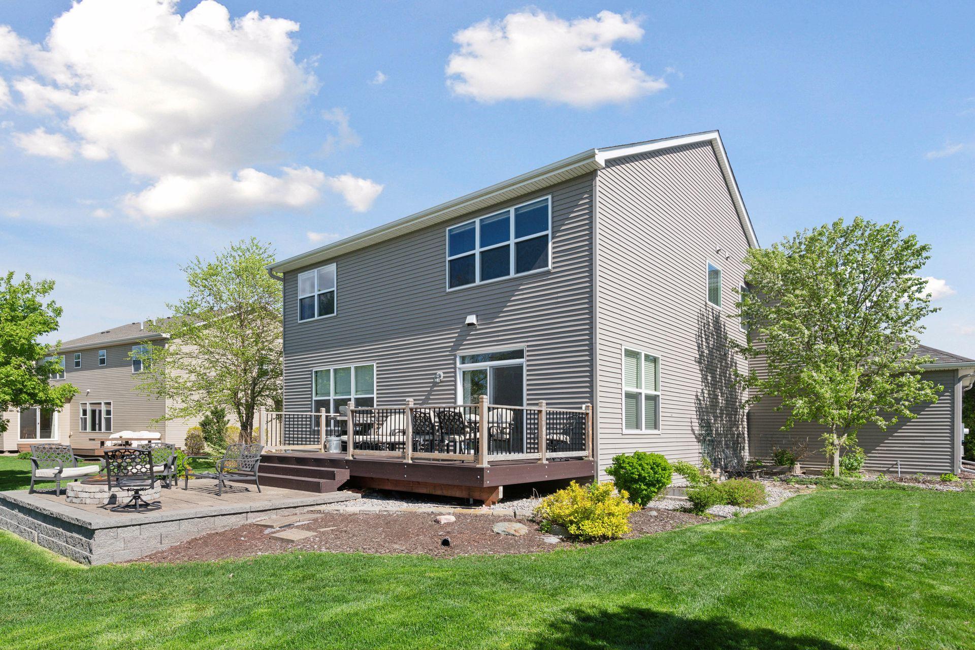 852 Yellowstone Trail