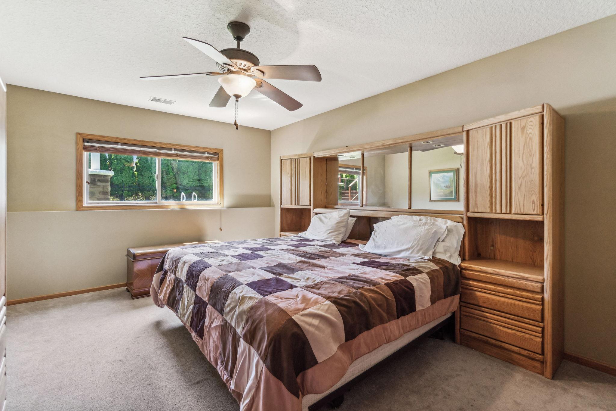 6127 Hearthstone Avenue S