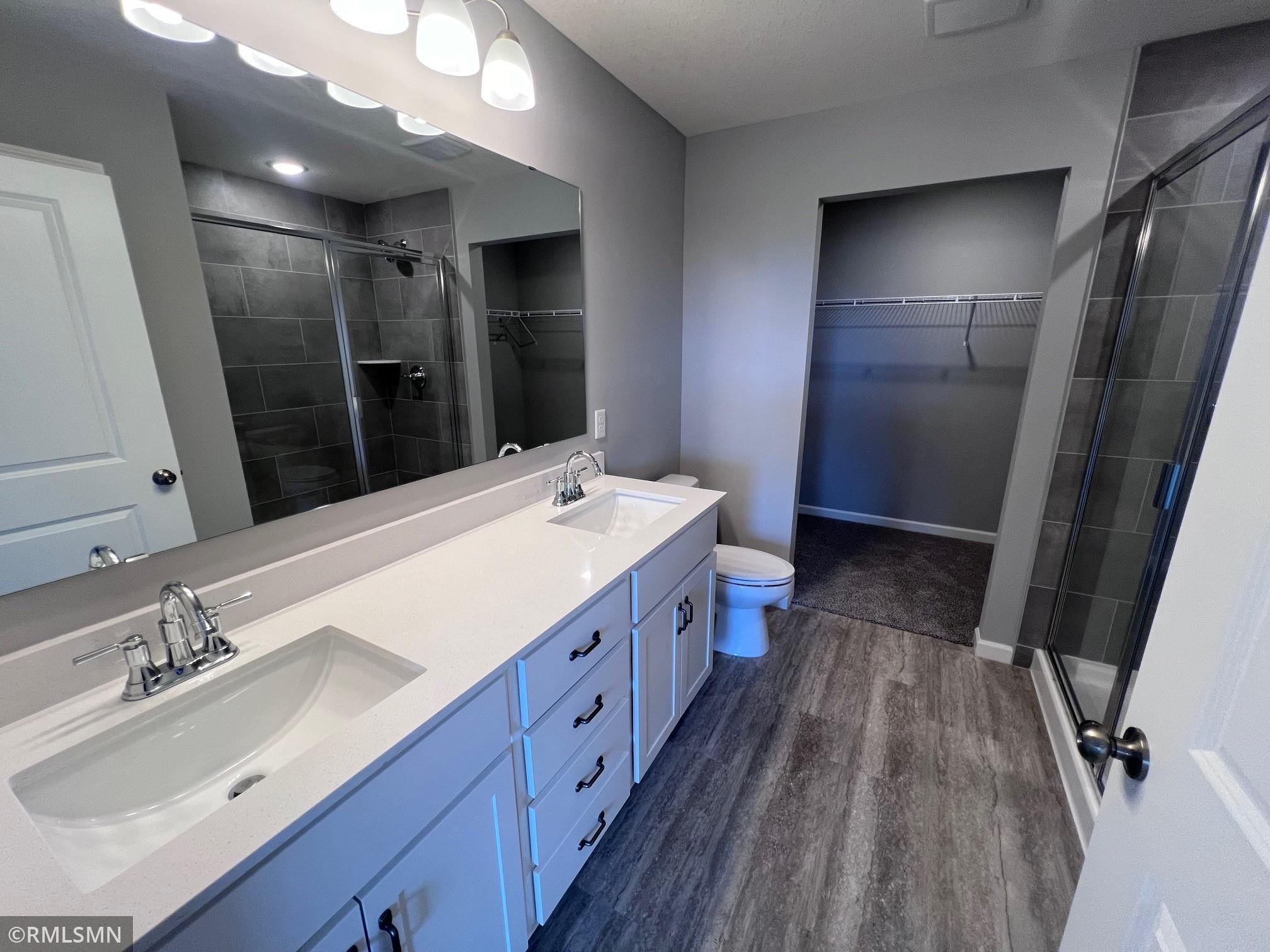 2476 Jacamar Avenue NE