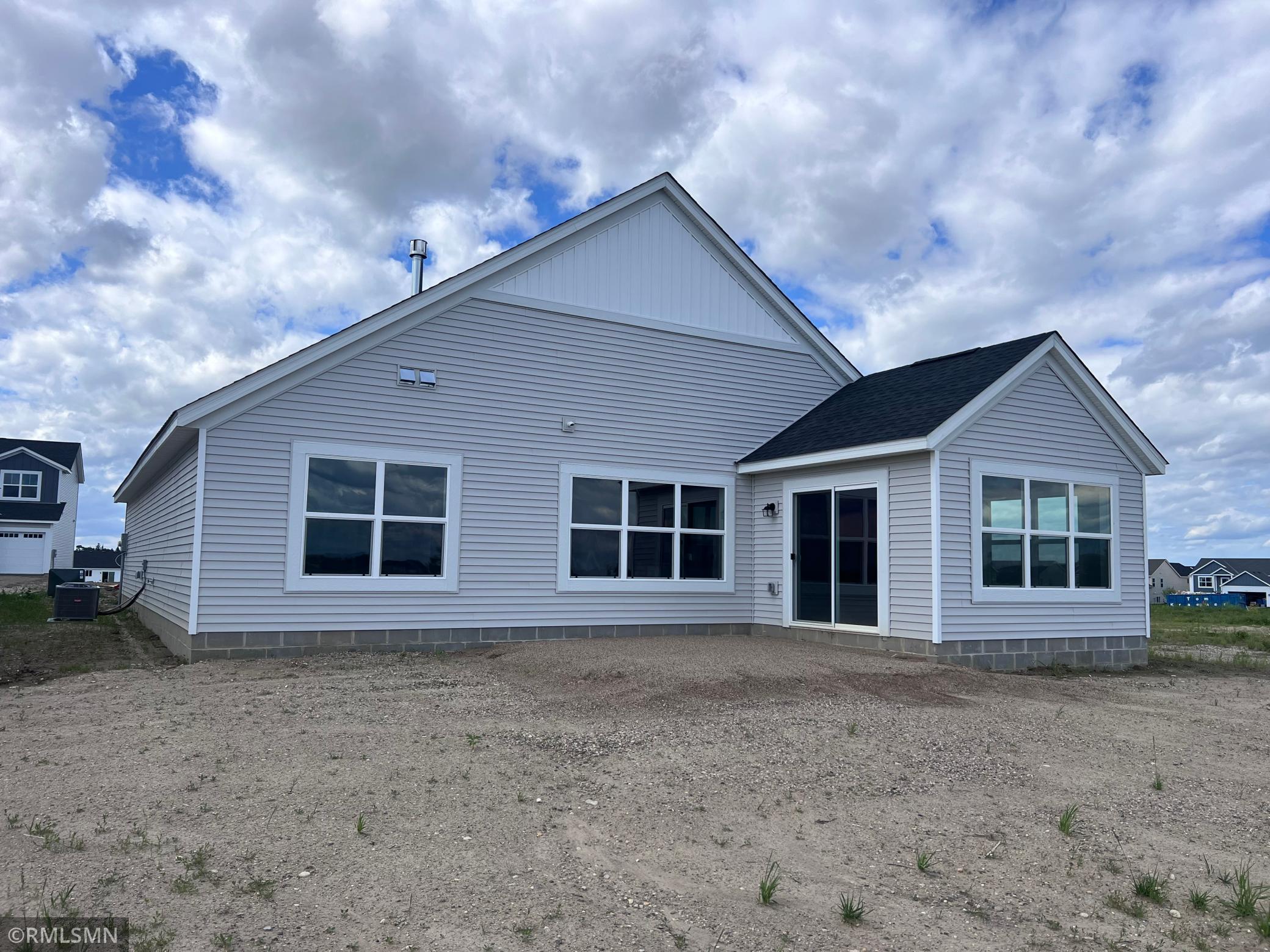 2476 Jacamar Avenue NE