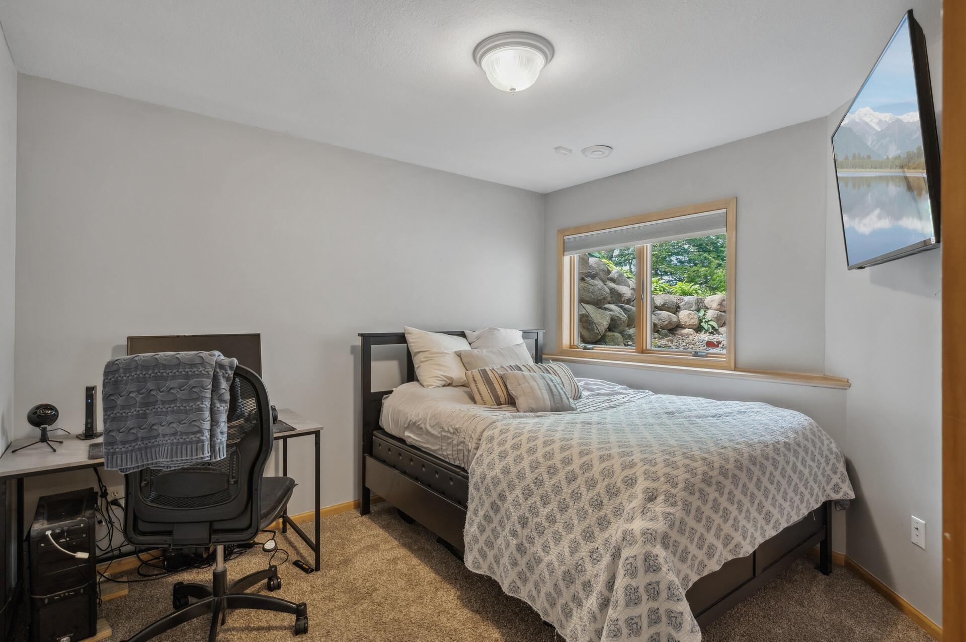 8434 Hidden Ponds Way