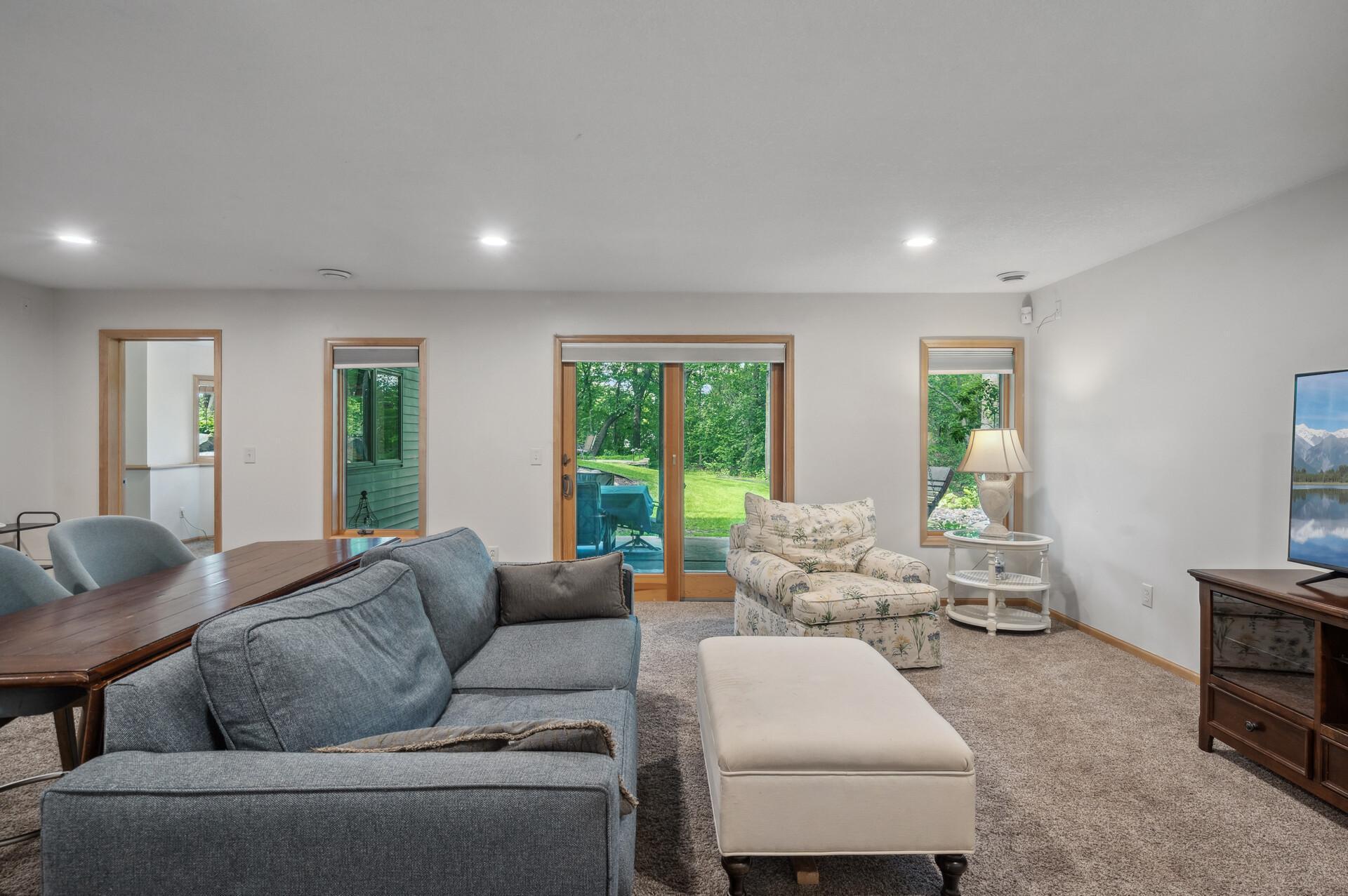 8434 Hidden Ponds Way