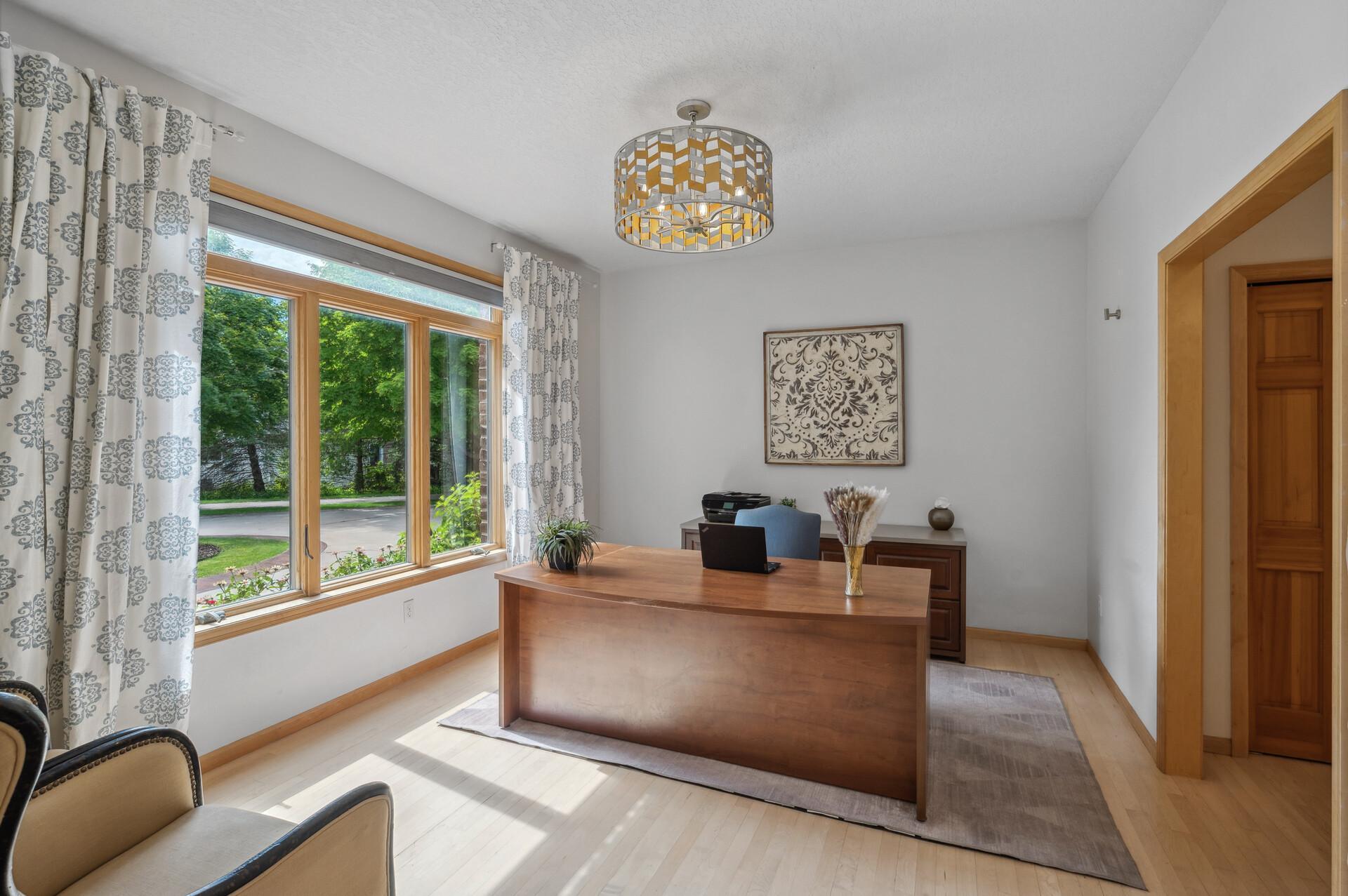 8434 Hidden Ponds Way