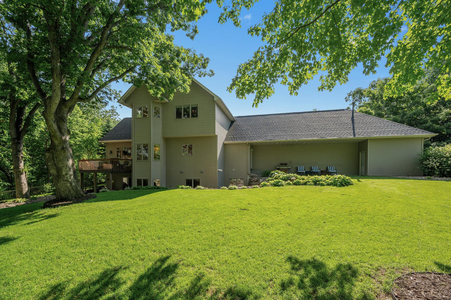 8434 Hidden Ponds Way