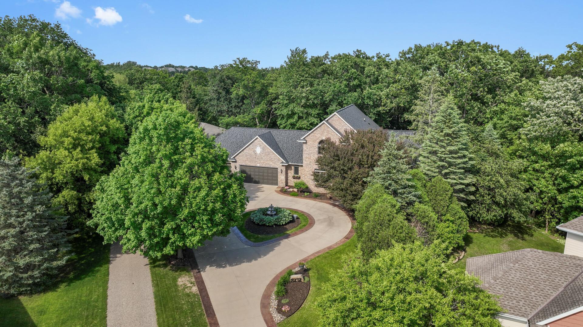 8434 Hidden Ponds Way