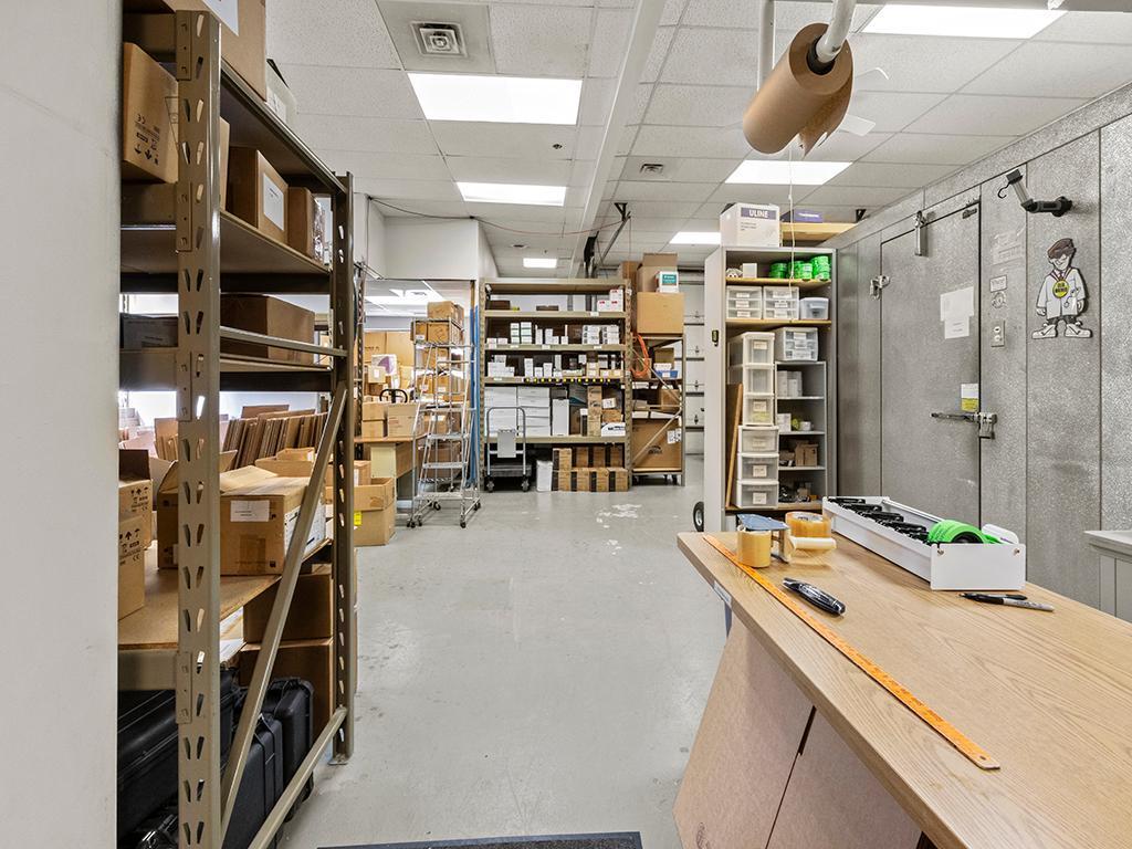 2525 Nevada Avenue N