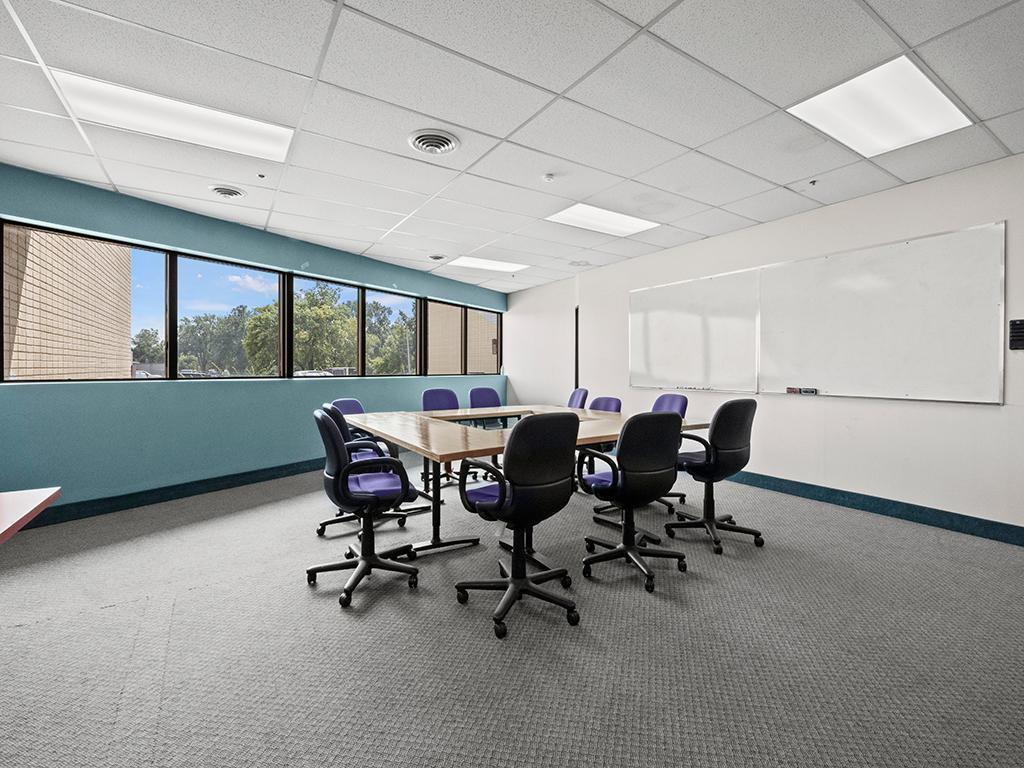 2525 Nevada Avenue N