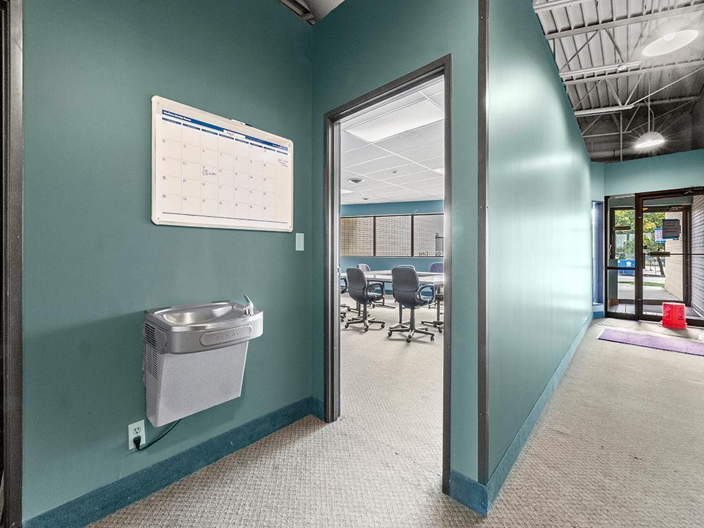 2525 Nevada Avenue N