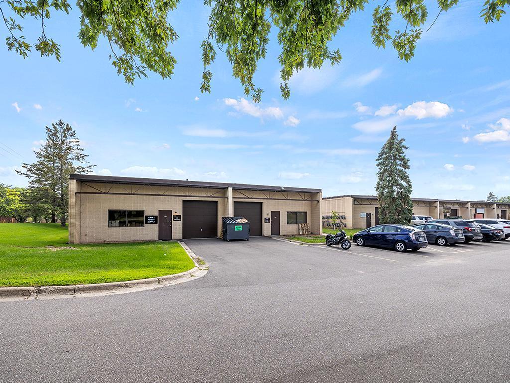 2525 Nevada Avenue N